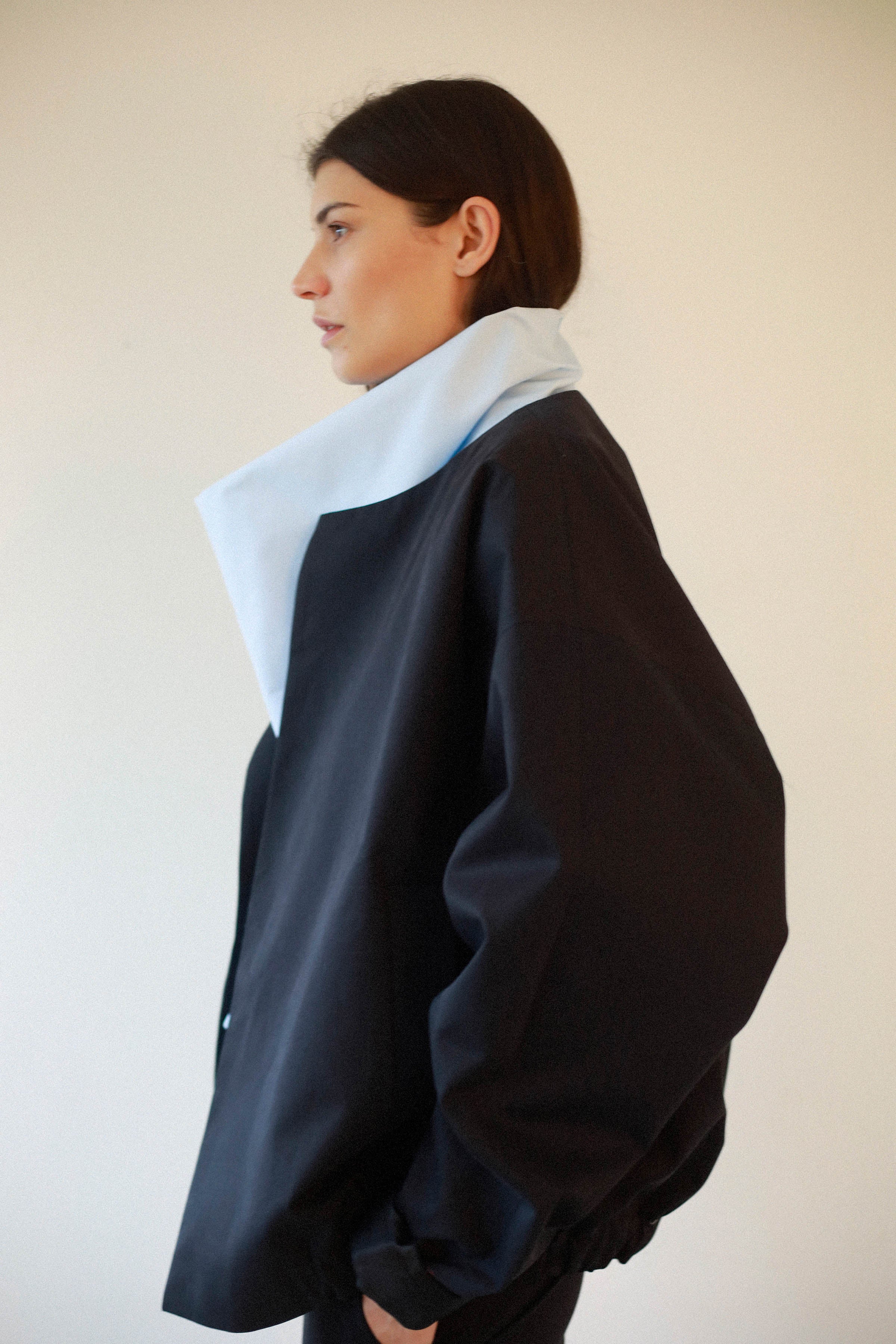 ADJUSTABLE BLOUSE WITH BIAS COLLAR