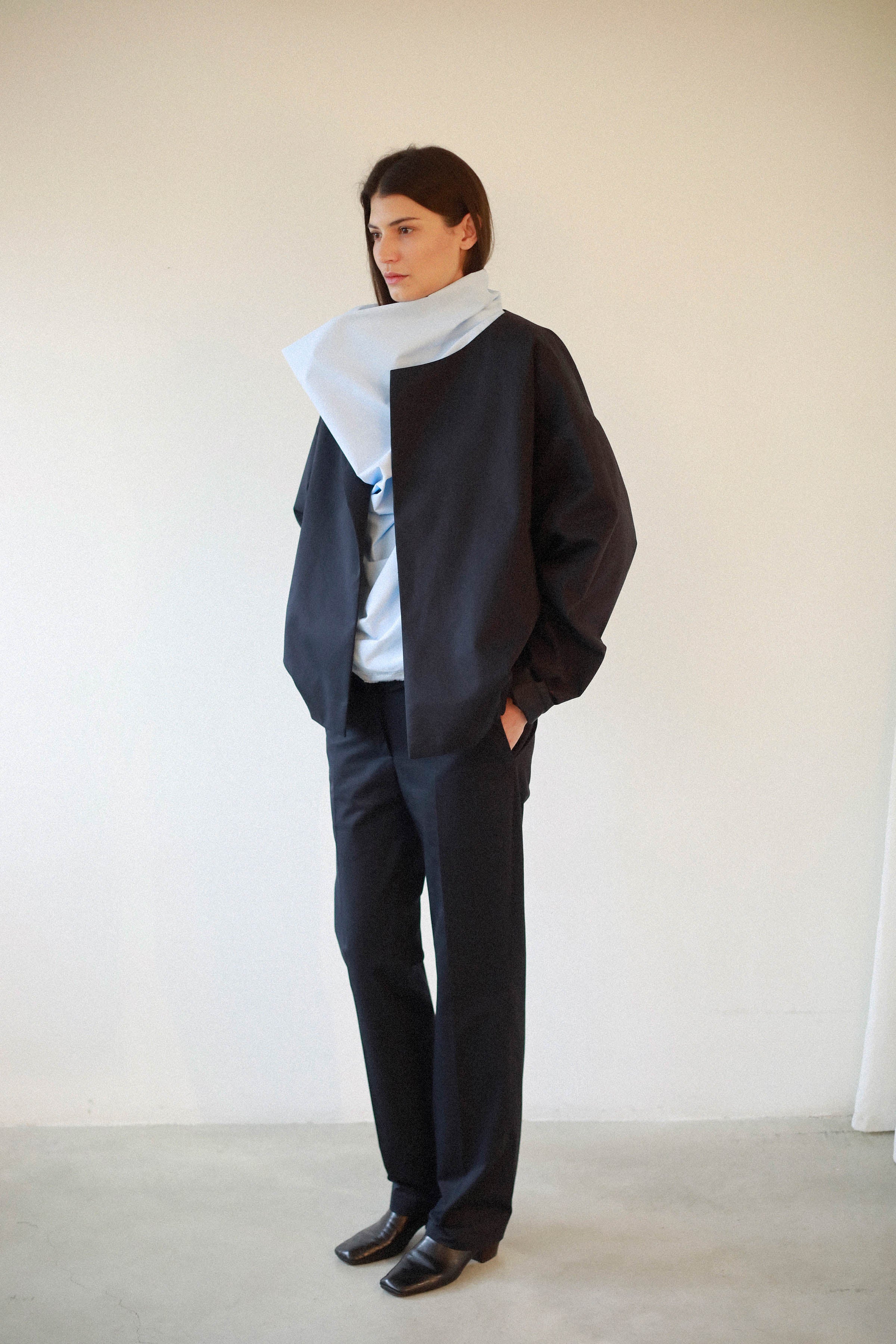 ADJUSTABLE BLOUSE WITH BIAS COLLAR