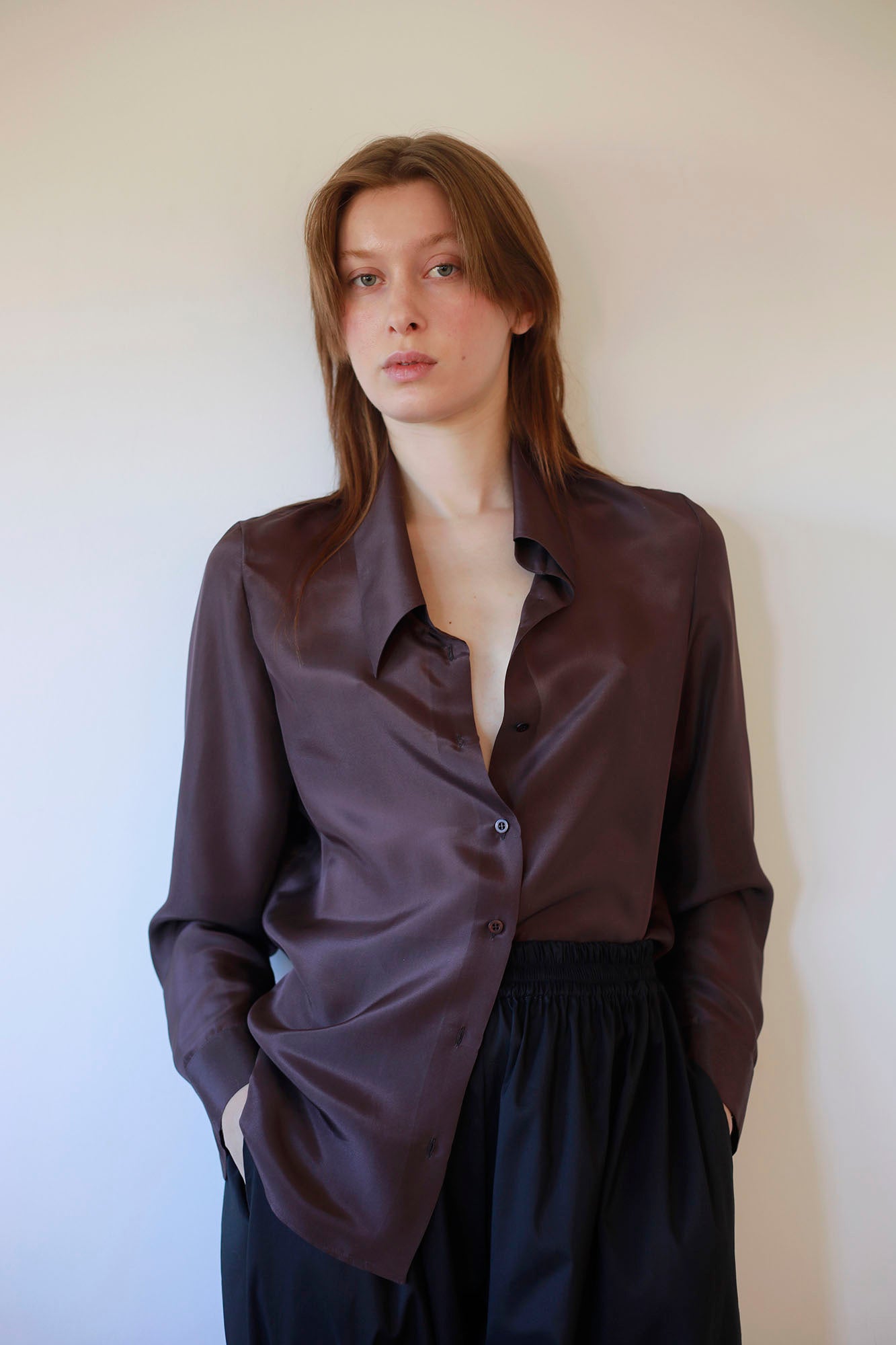 IRREGULAR NECK BLOUSE IN CHOCOLATE SILK