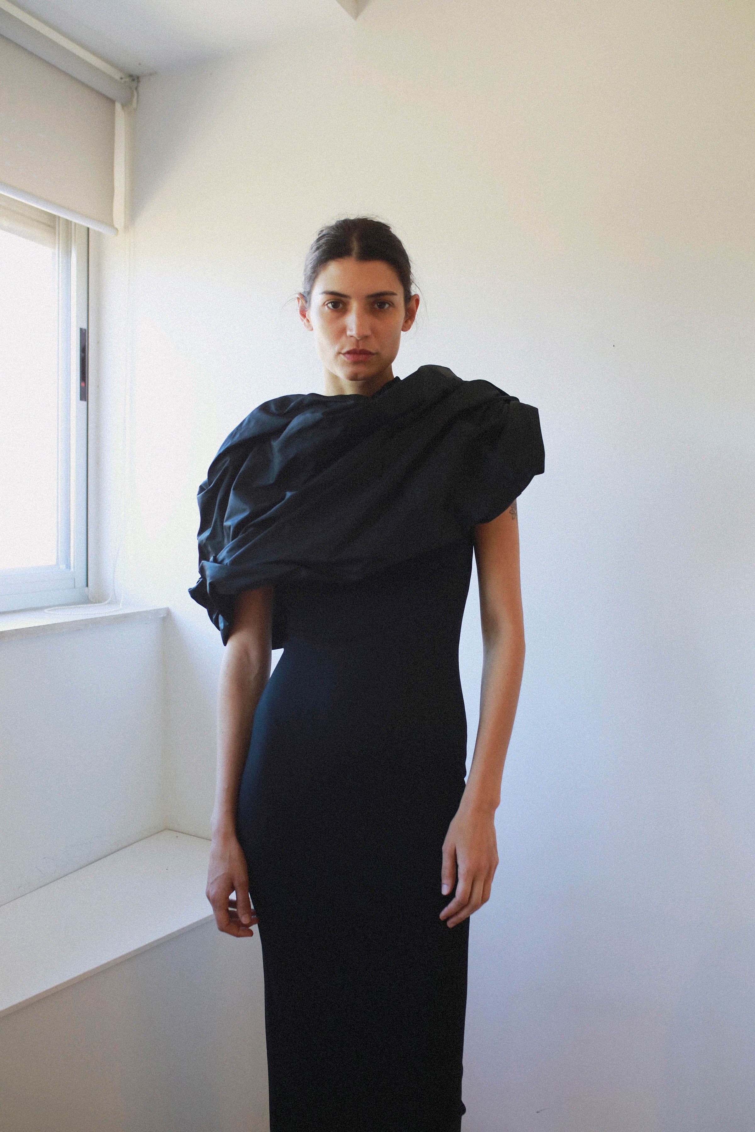 UNIQUE MODULAR PIECE in black silk