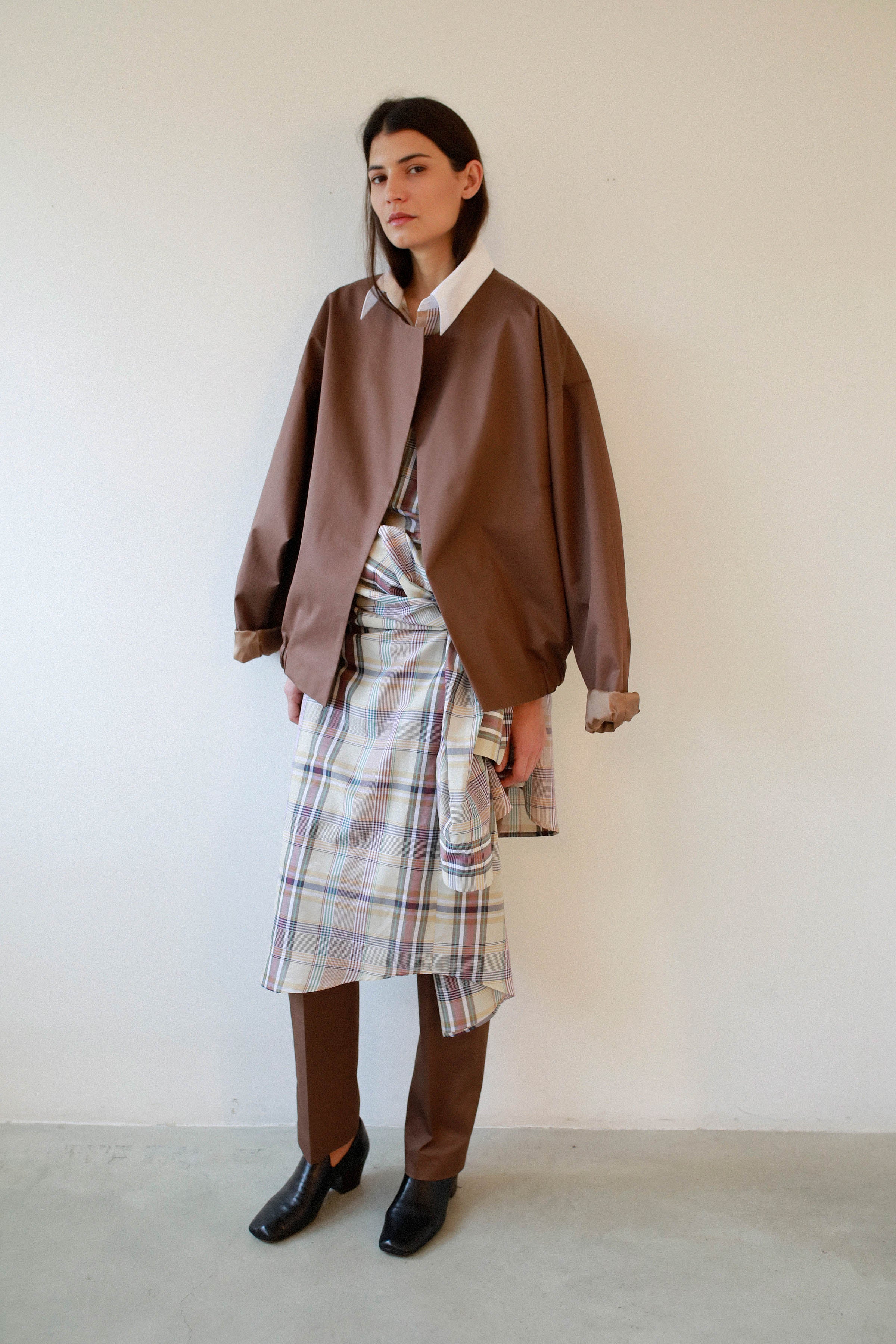 JACKET WITH DETACHABLE COLLAR