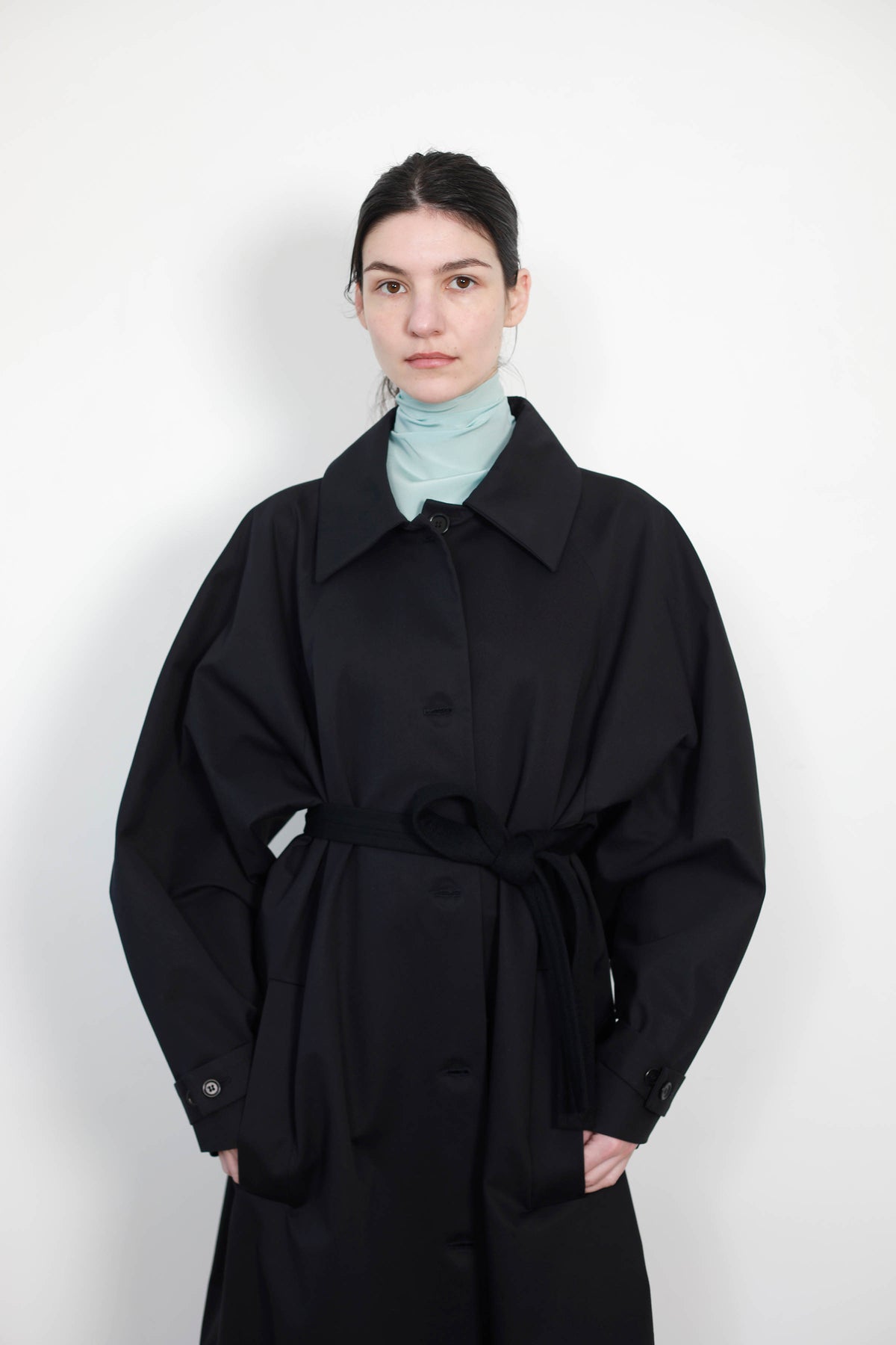 OVERSIZE TRENCH COAT WITH RANGLAN SLEEVE, BLACK COLOR