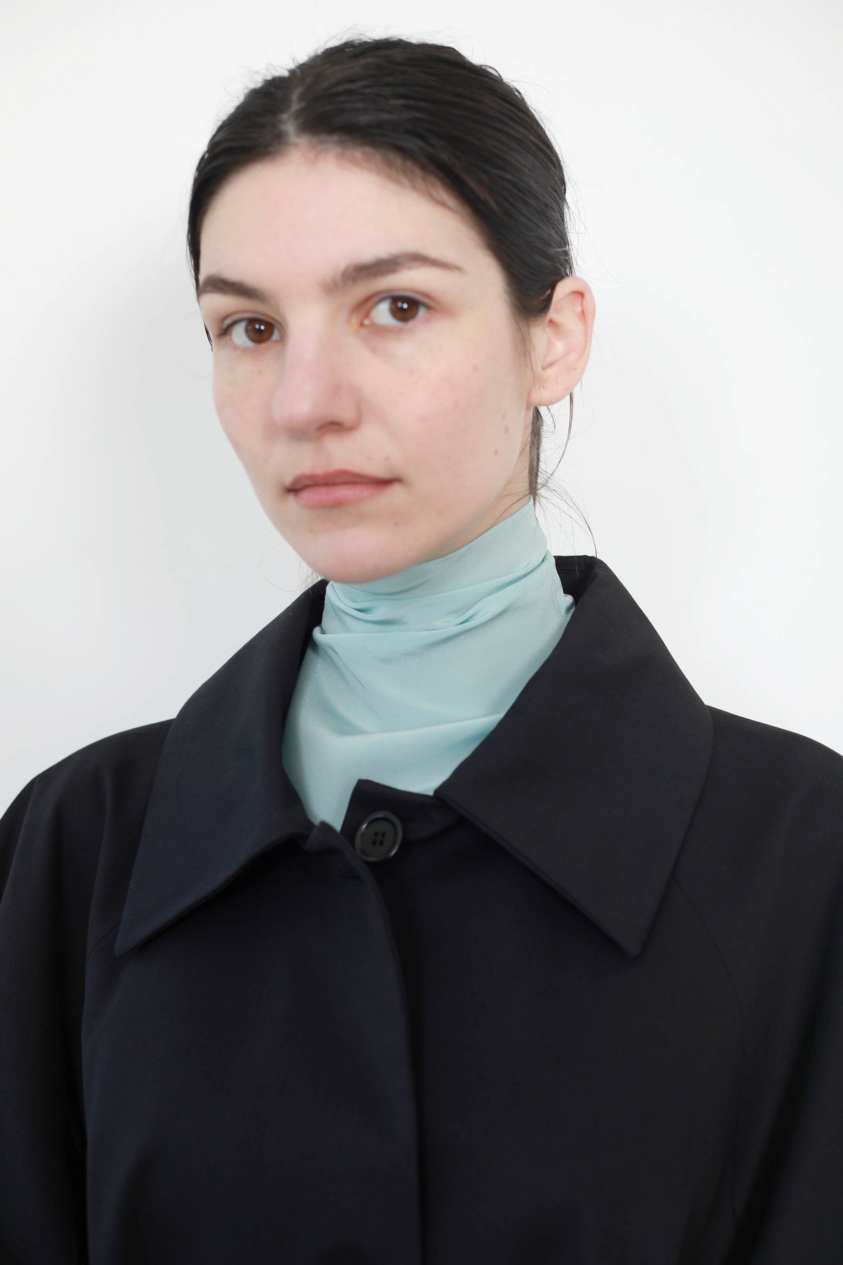 OVERSIZE TRENCH COAT WITH RANGLAN SLEEVE, BLACK COLOR