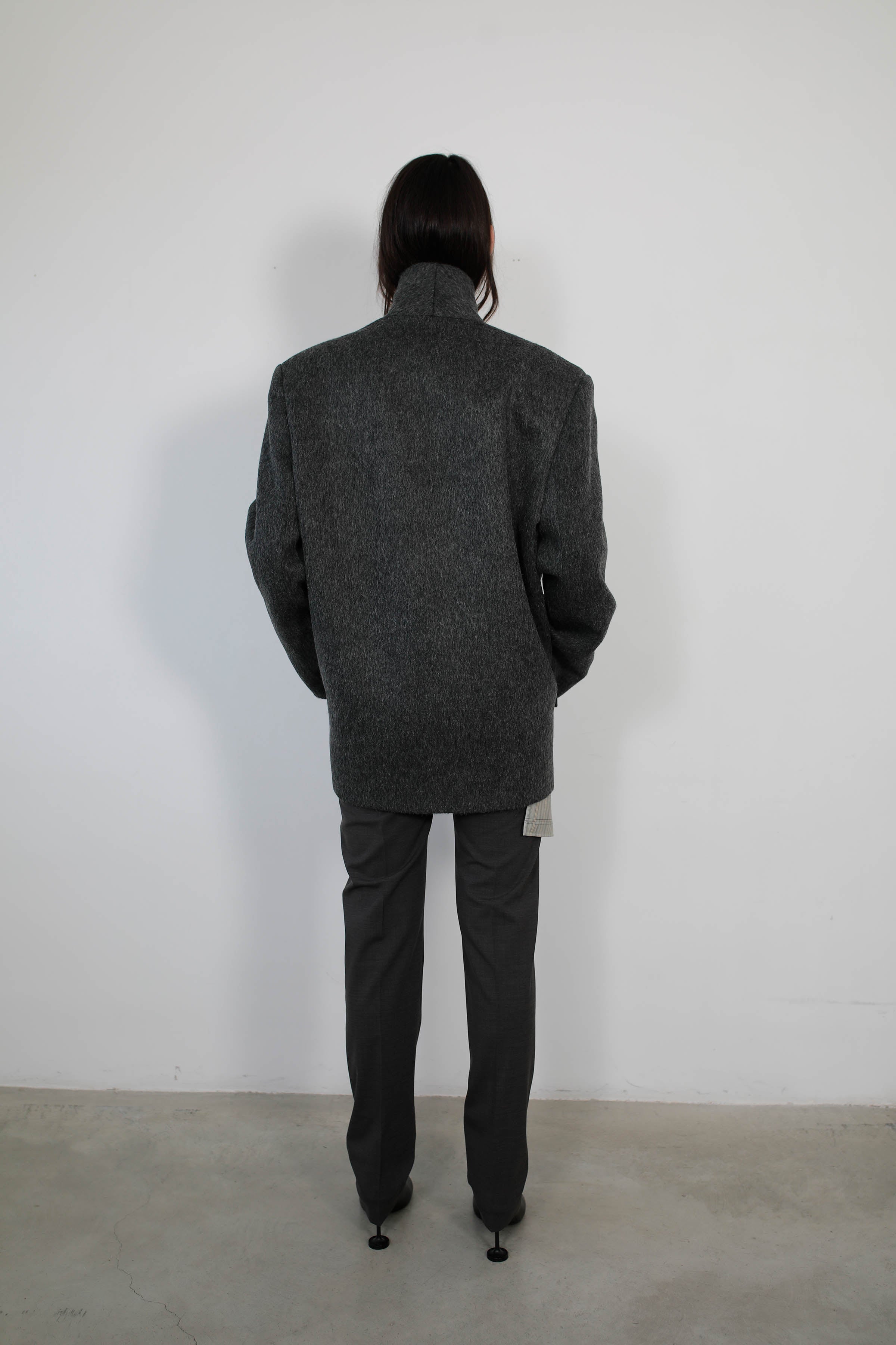 CHAQUETA SASTRE OVERSIZE EN LANA PELO GRIS