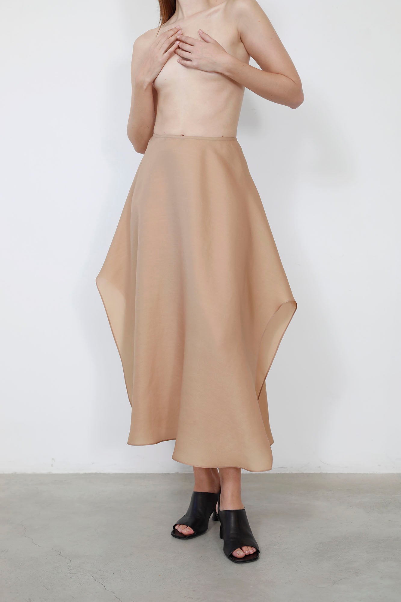 GAZAR NUDE VOLUME SKIRT