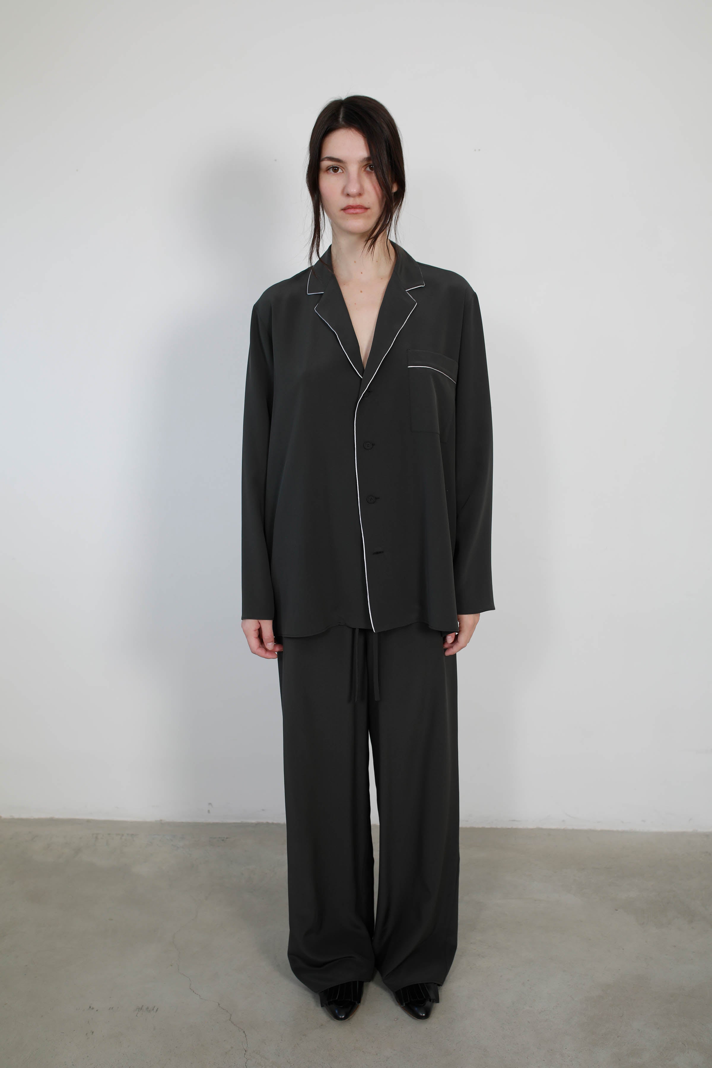 DARK GREY SILK WIDE PANTS