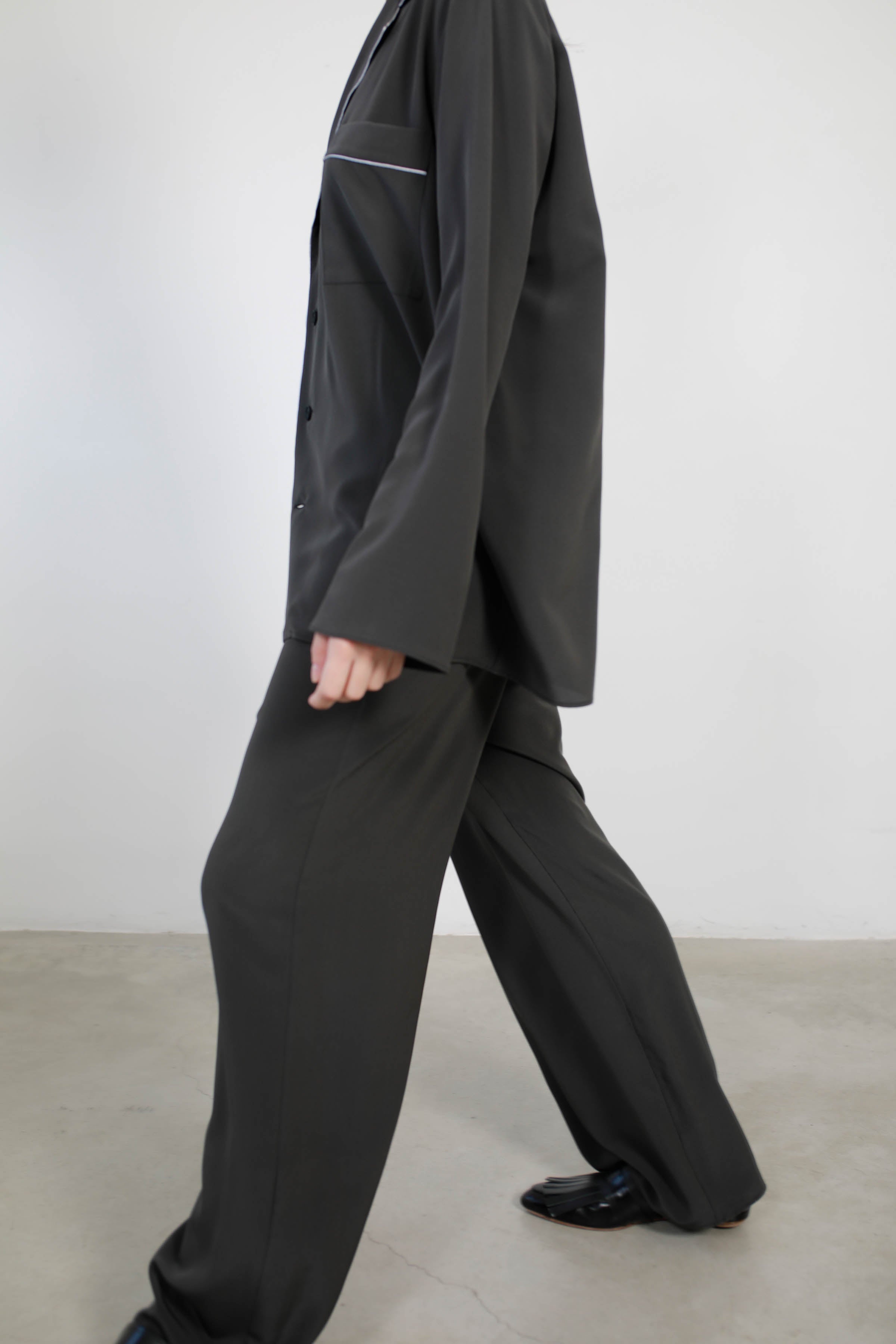 DARK GREY SILK WIDE PANTS