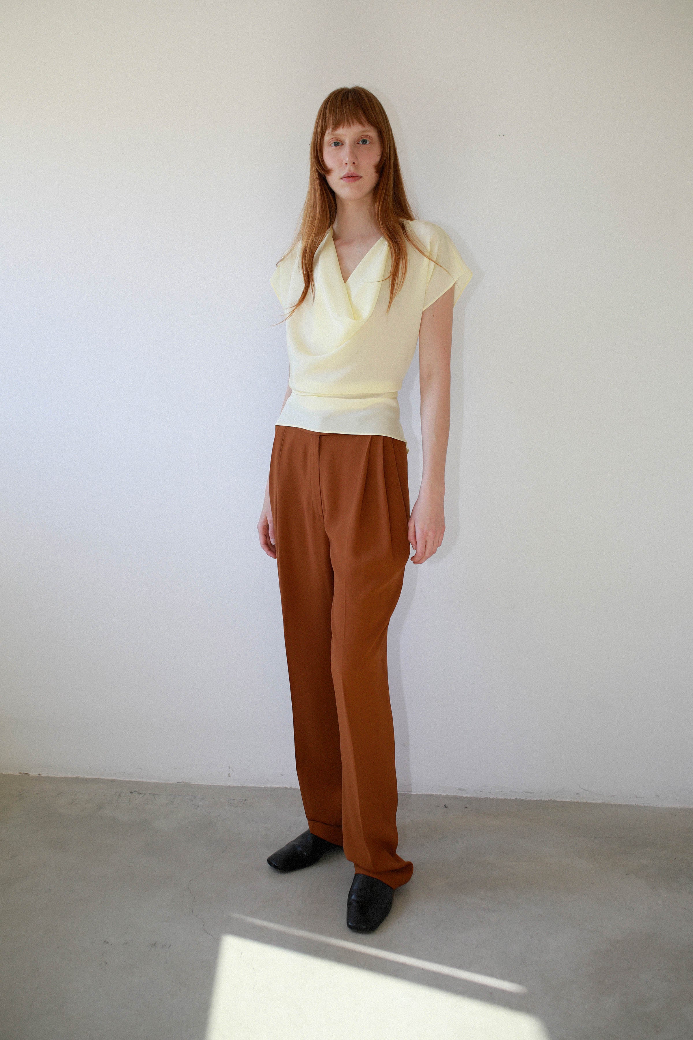 ADJUSTABLE BLOUSE WITH BIAS COLLAR