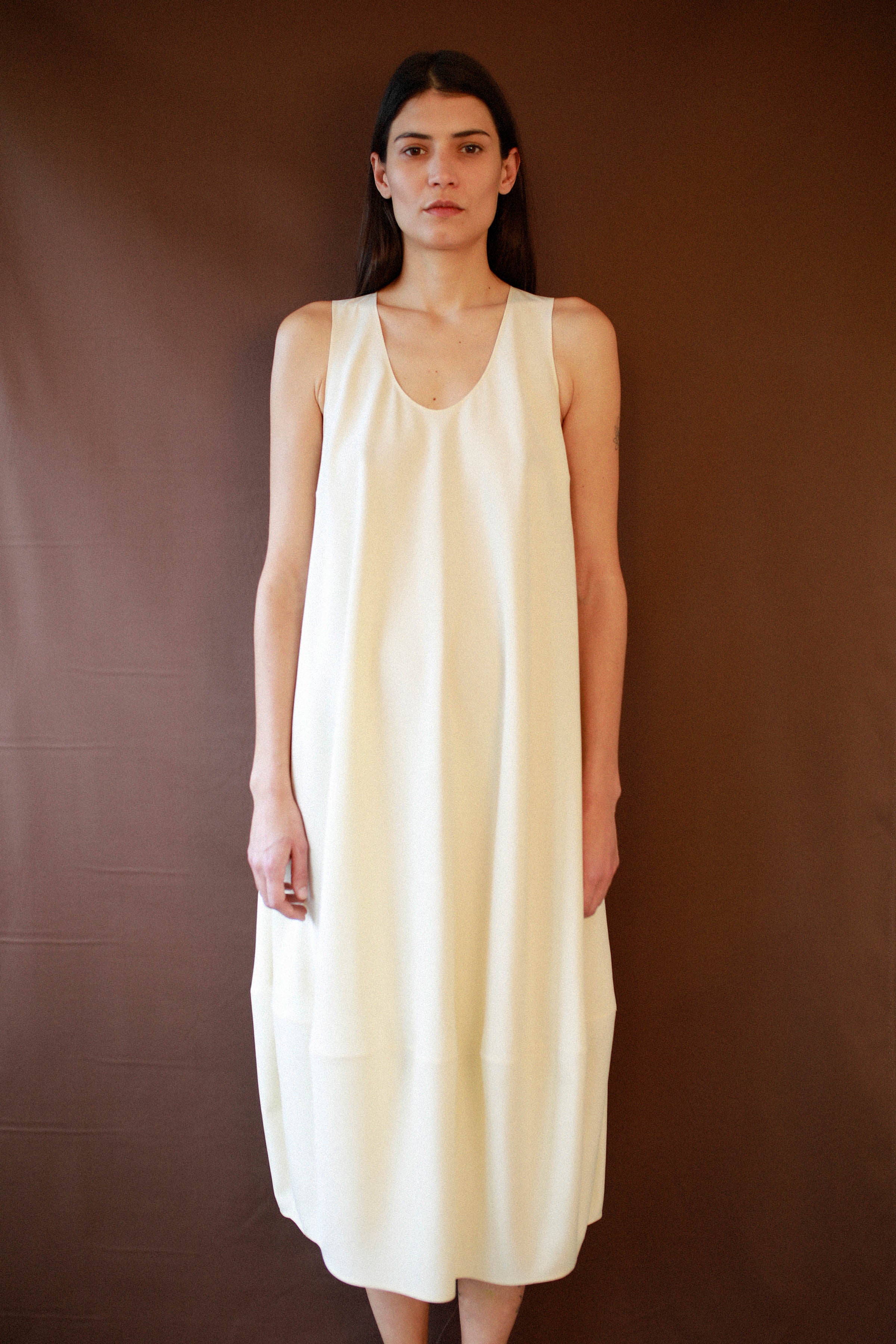 ANKLE-LENGTH BALLOON DRESS