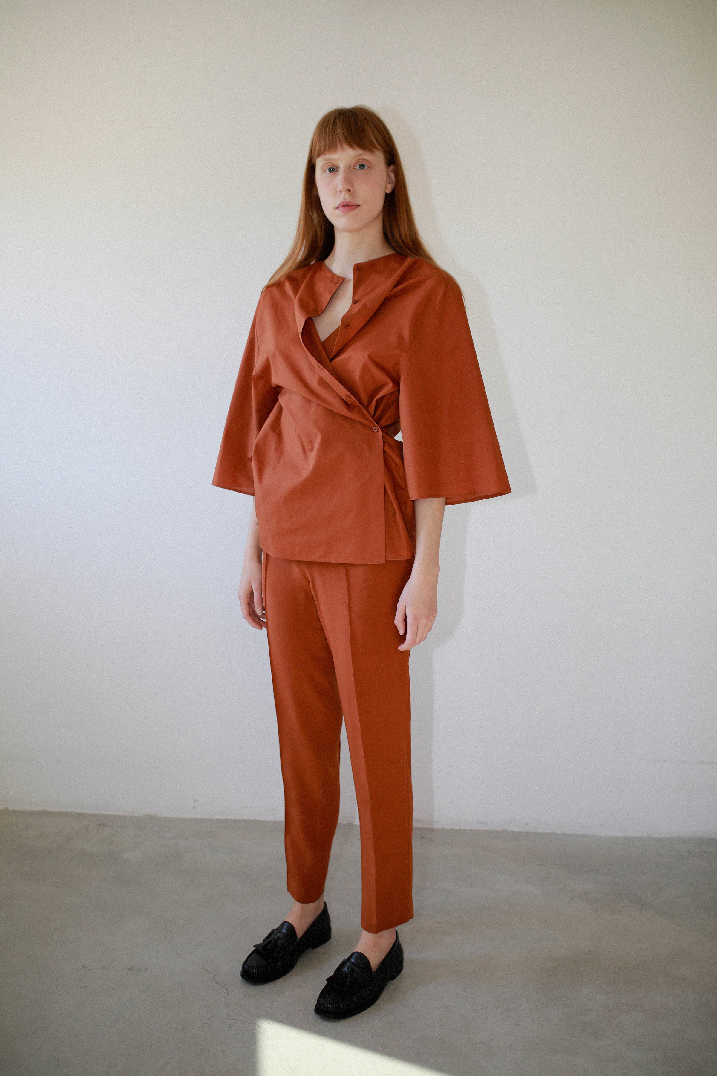 PANTALON DE SEDA TERRACOTA