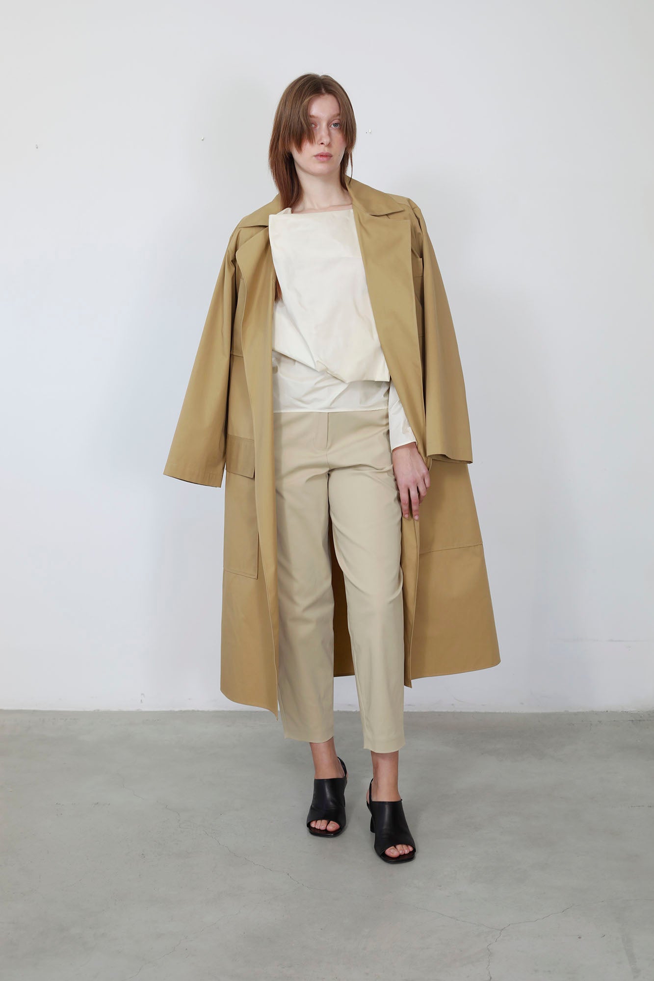 PANTALON GLOBO BEIGE