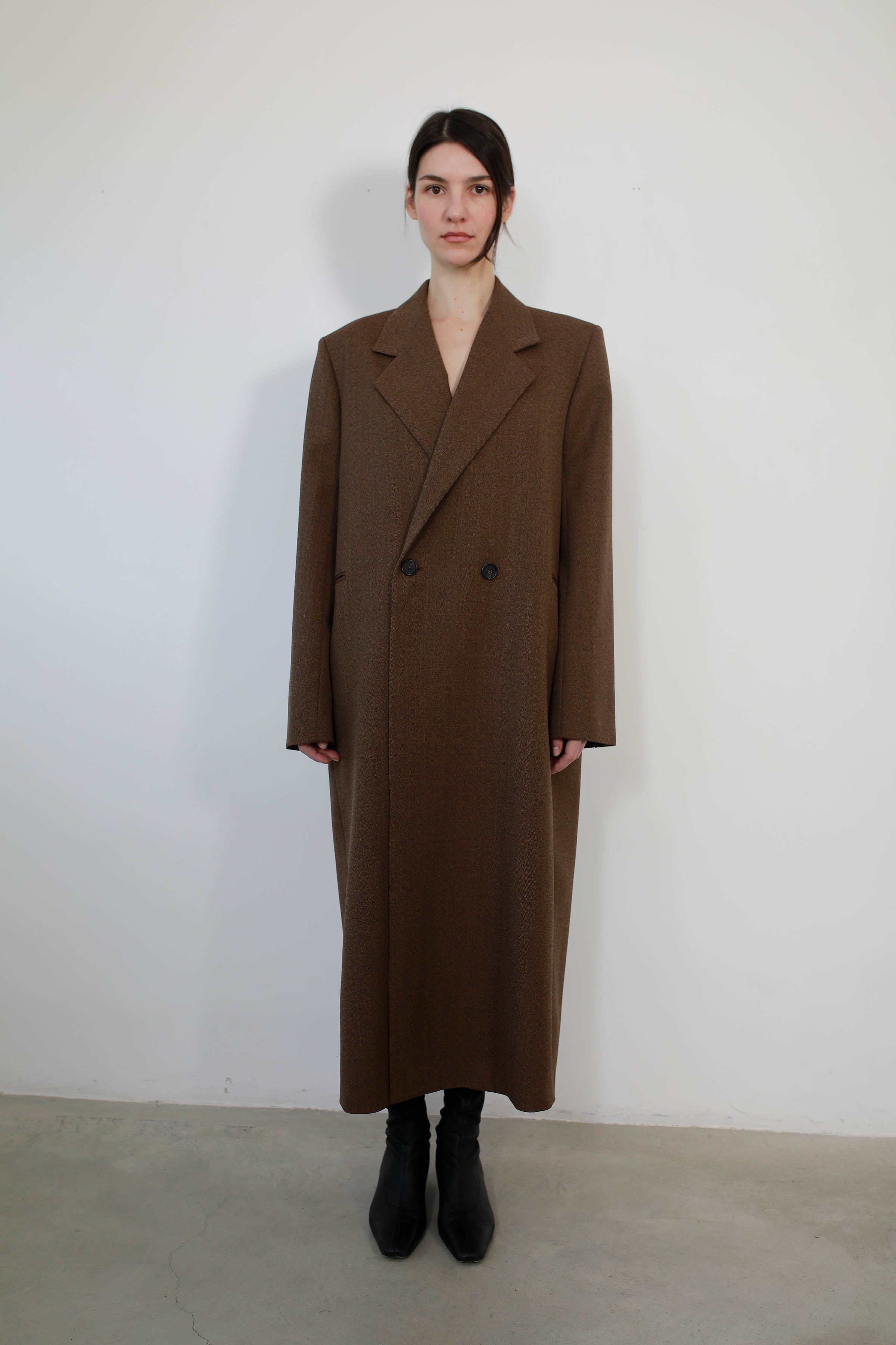 MEN'S LONG COAT WITH BROWN BELT