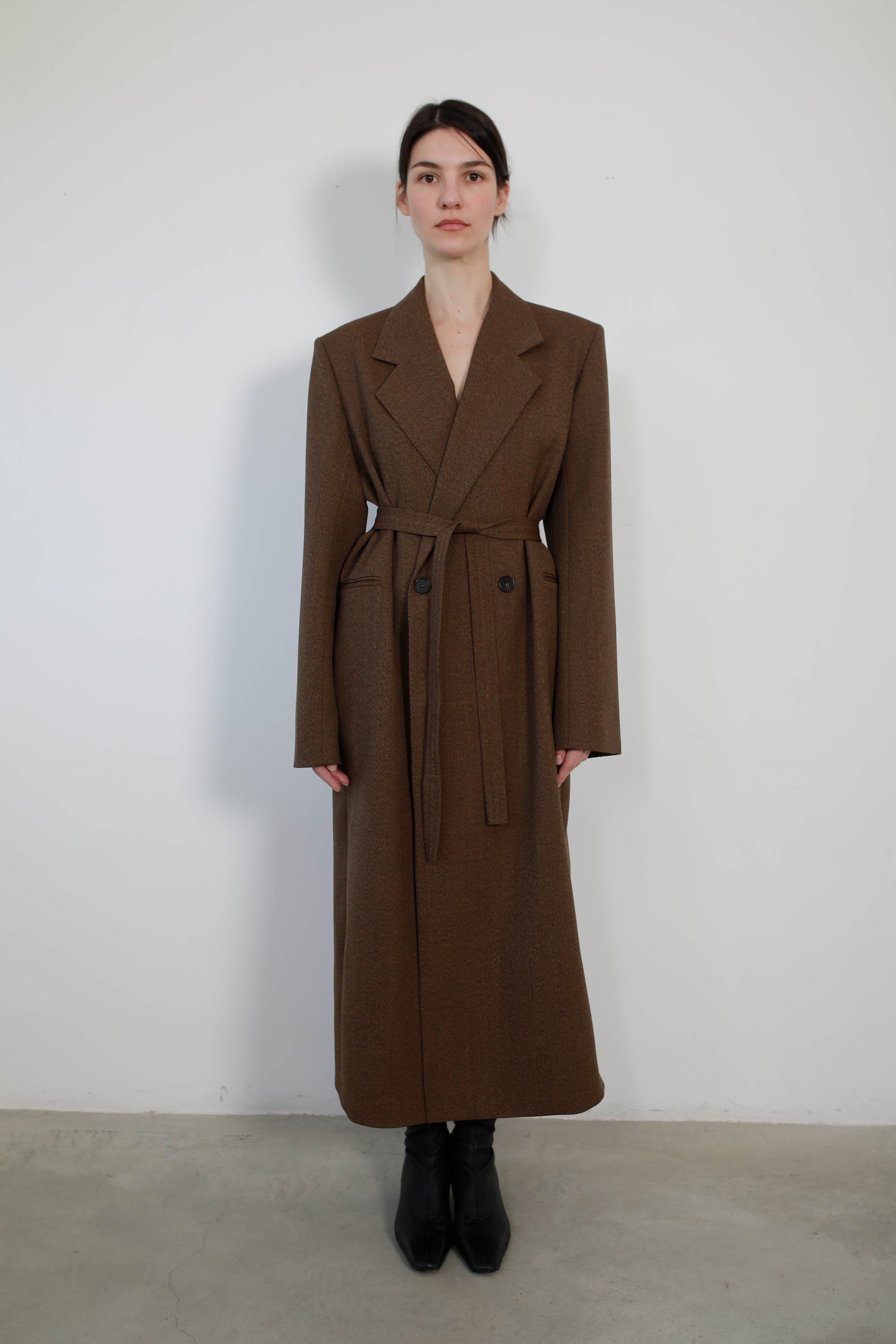 MEN'S LONG COAT WITH BROWN BELT
