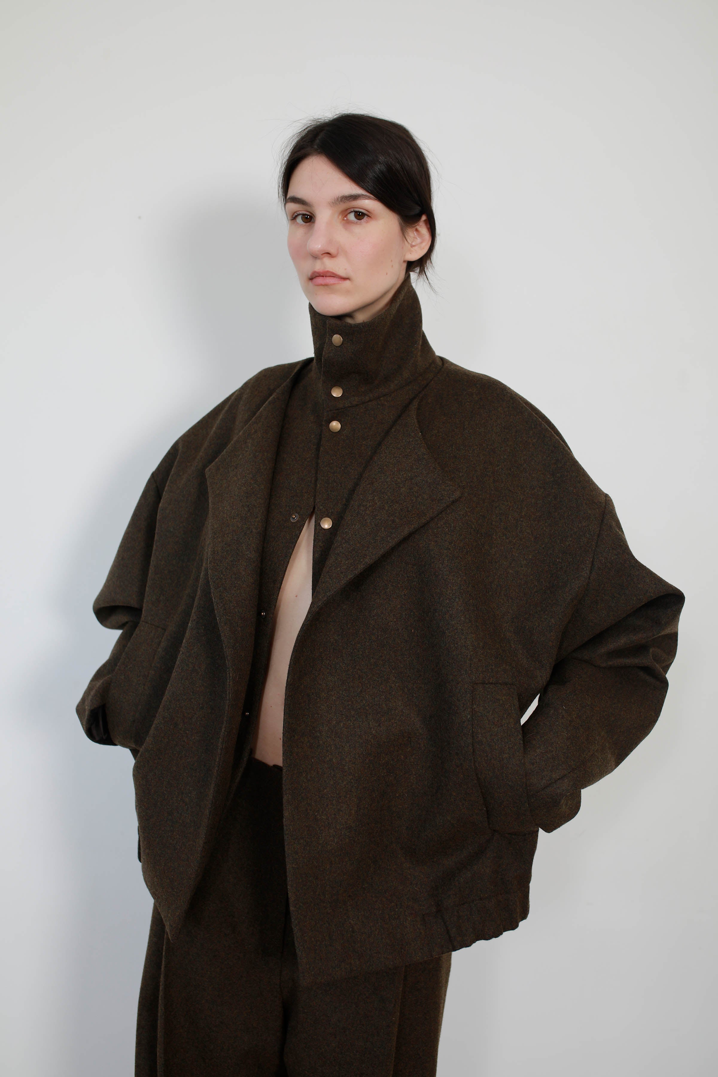 CAZADORA CON CUELLO DESMONTABLE LANA CAQUI