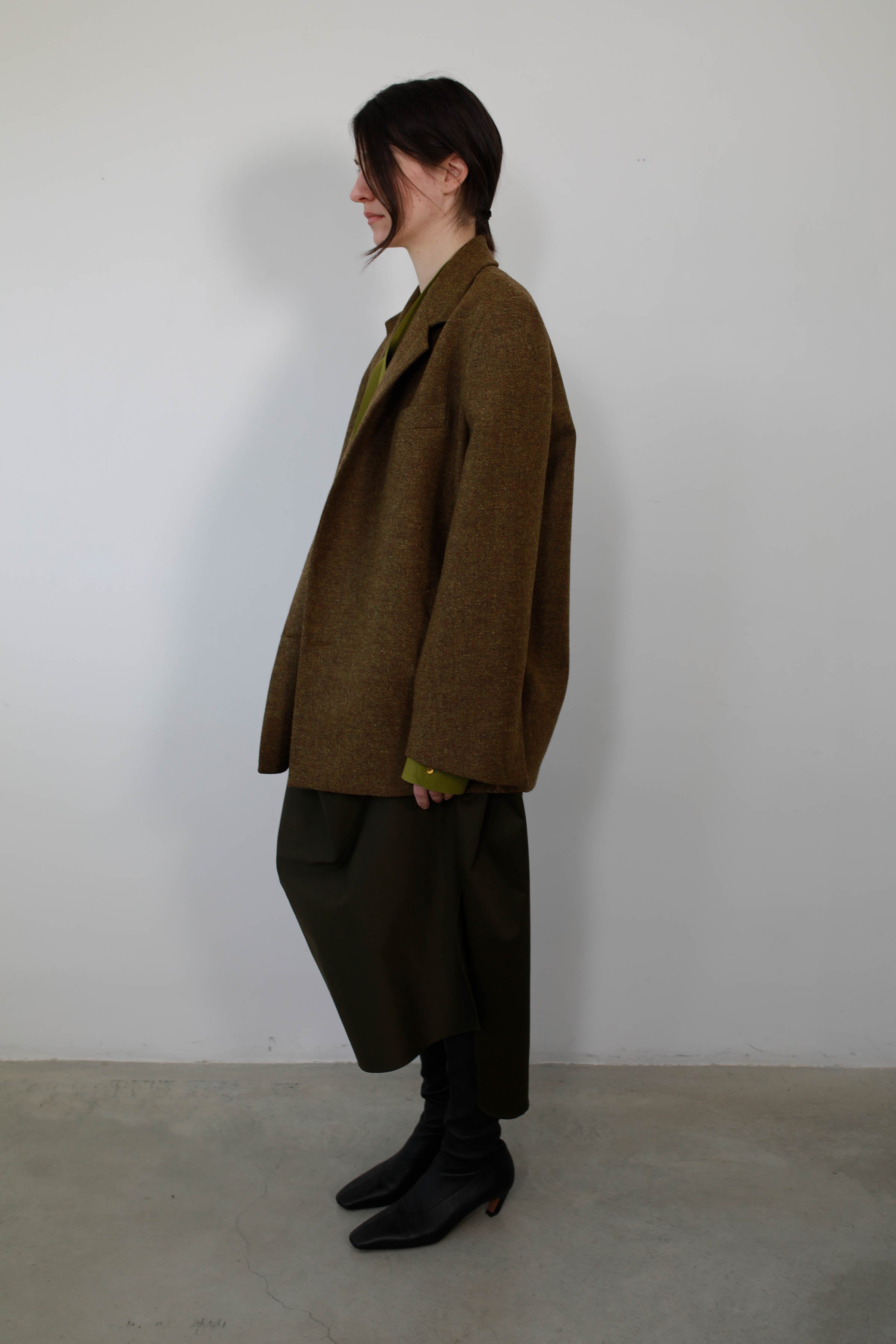 CHAQUETA SASTRE OVERSIZE EN LAMBSWOOL CAQUI