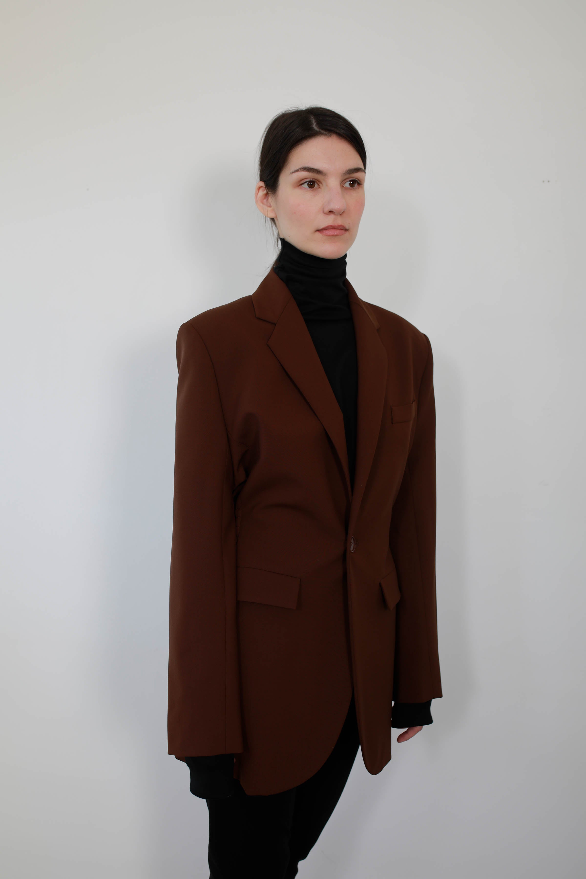 CHAQUETA SASTRE LANA CON GOMA EN CINTURA