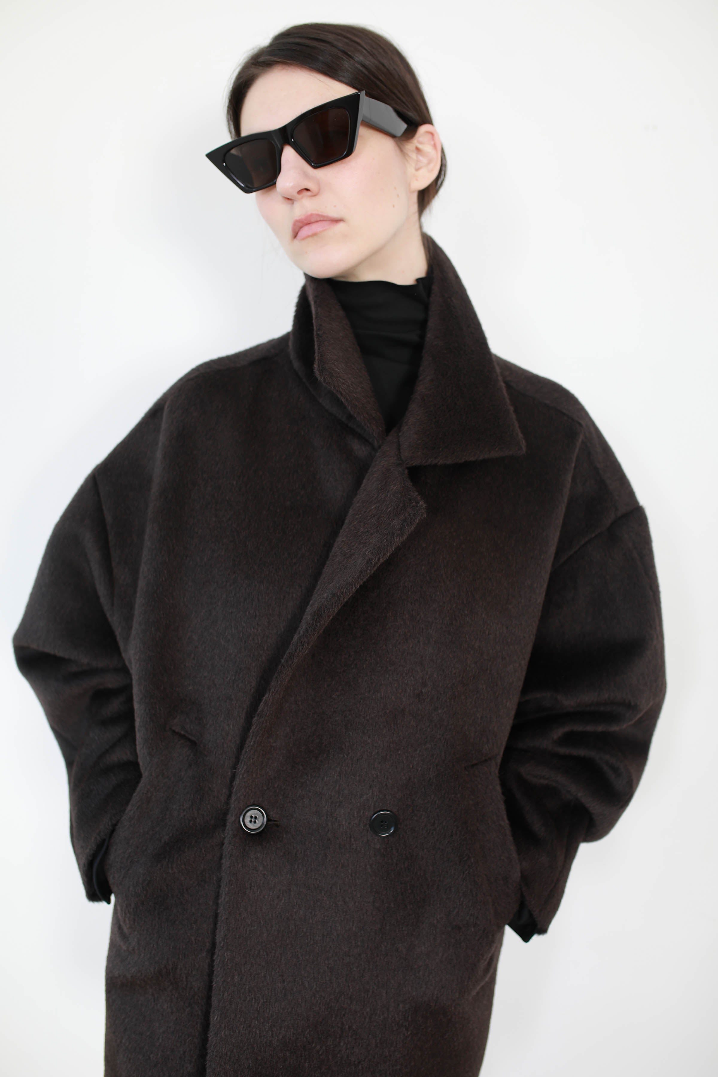 CHAQUETÓN AMPLIO BABY ALPACA DARK BROWN