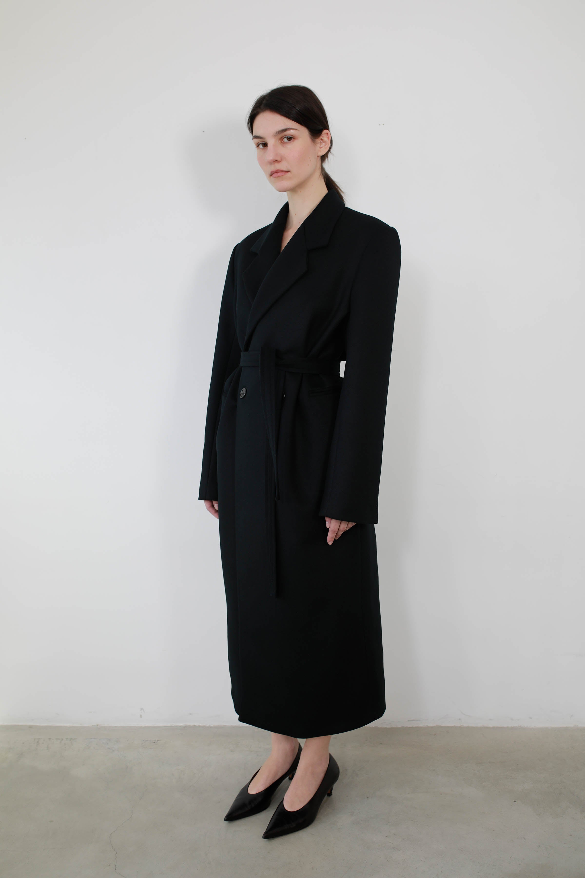 MEN'S LONG COAT WITH BLACK BELT