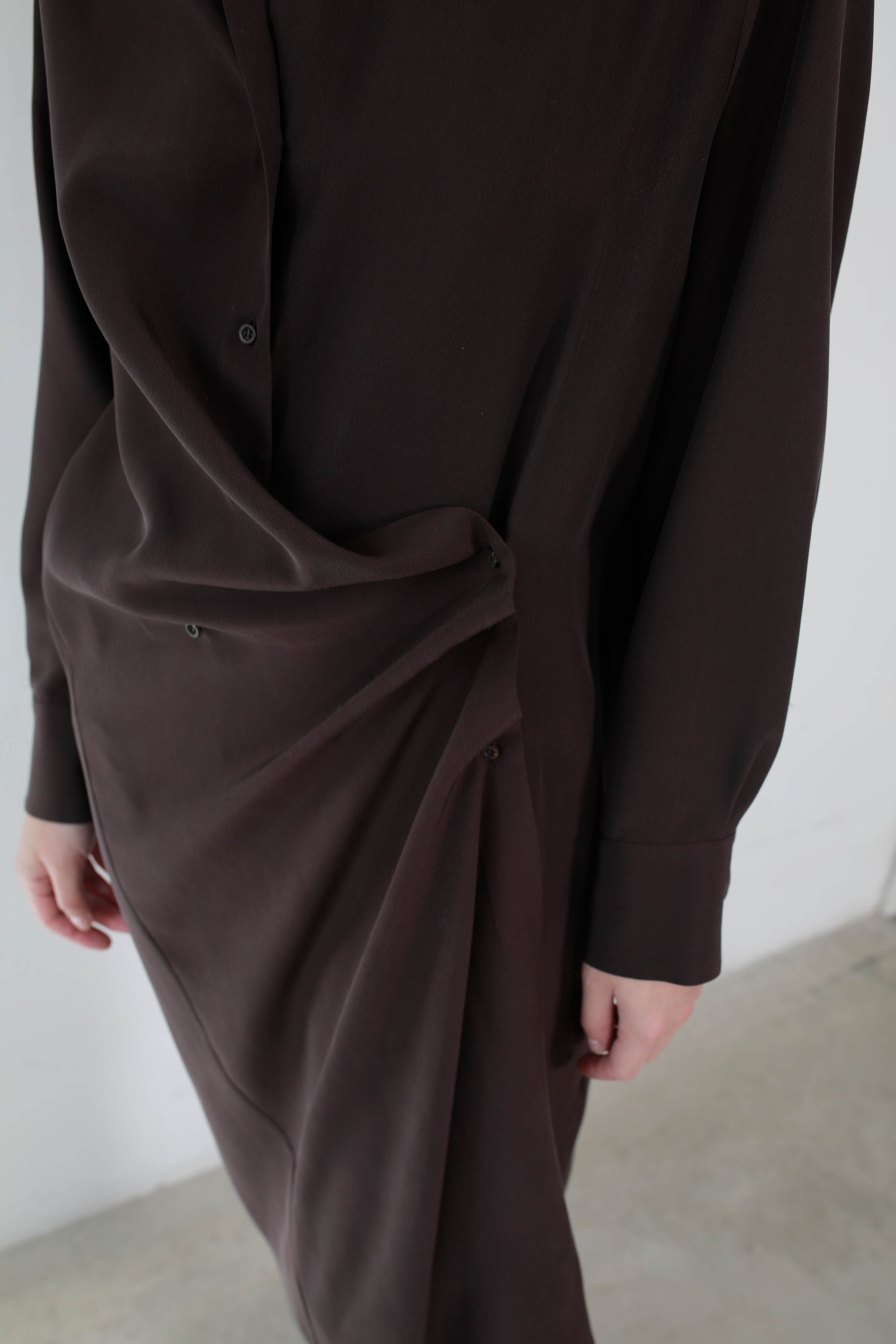 VESTIDO SEDA RECOGIDO LATERAL