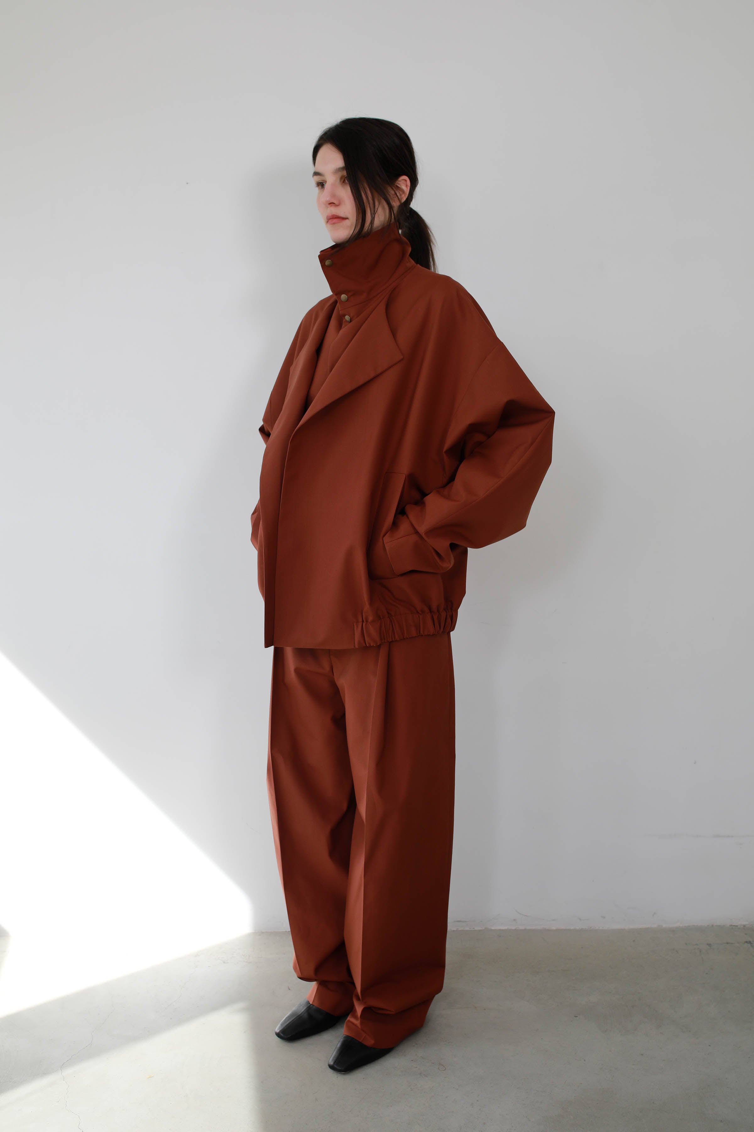 PANTALÓN AMPLIO CINTURA ALTA PARA CINTURÓN