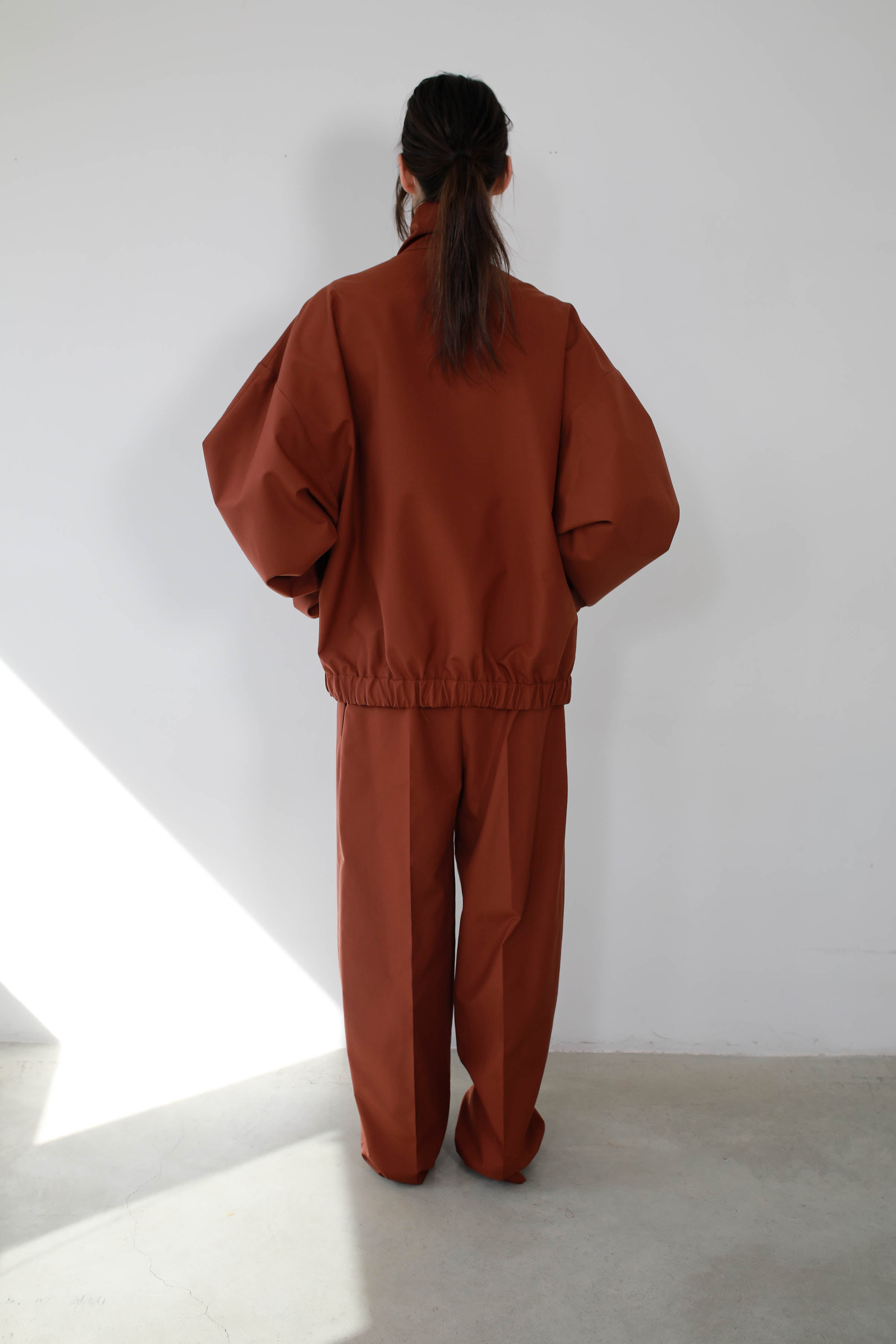 PANTALÓN AMPLIO CINTURA ALTA PARA CINTURÓN