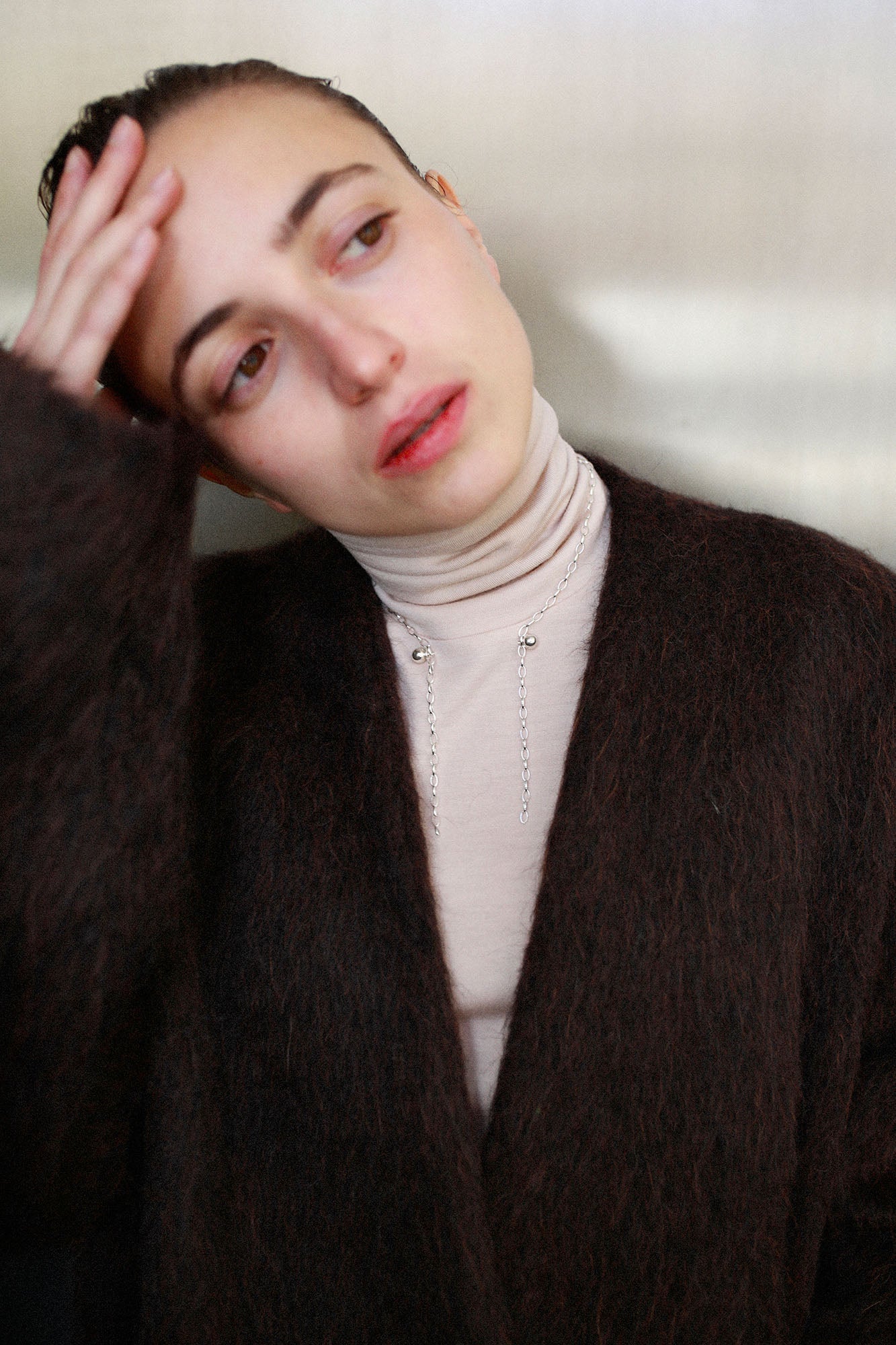 SILVER CHAIN NECKLACE WITH BALL PIECE C01P P02LPcollar-MBP