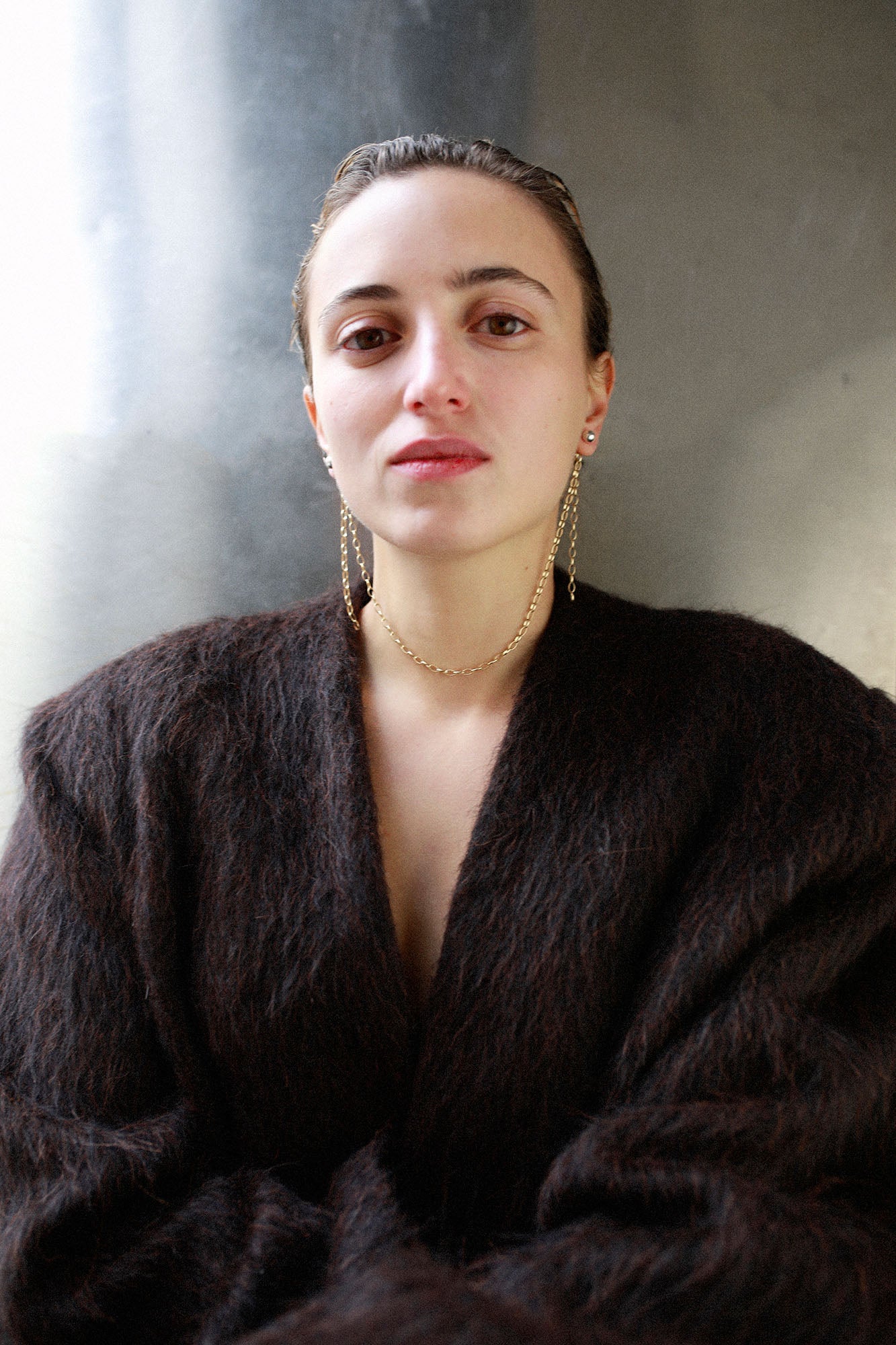 GOLD-PLATED CHAIN EARRING WITH SILVER BALL PIECE C02O P01CPx2