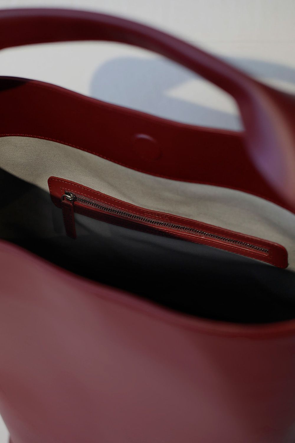 TOTE BAG CUERO BURGUNDY