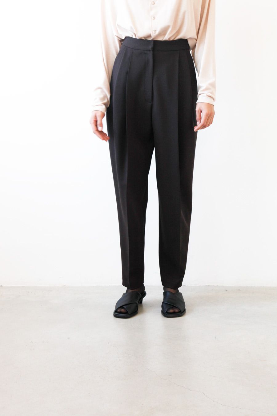 PANTALÓN DE TIRO ALTO LANA MARRÓN