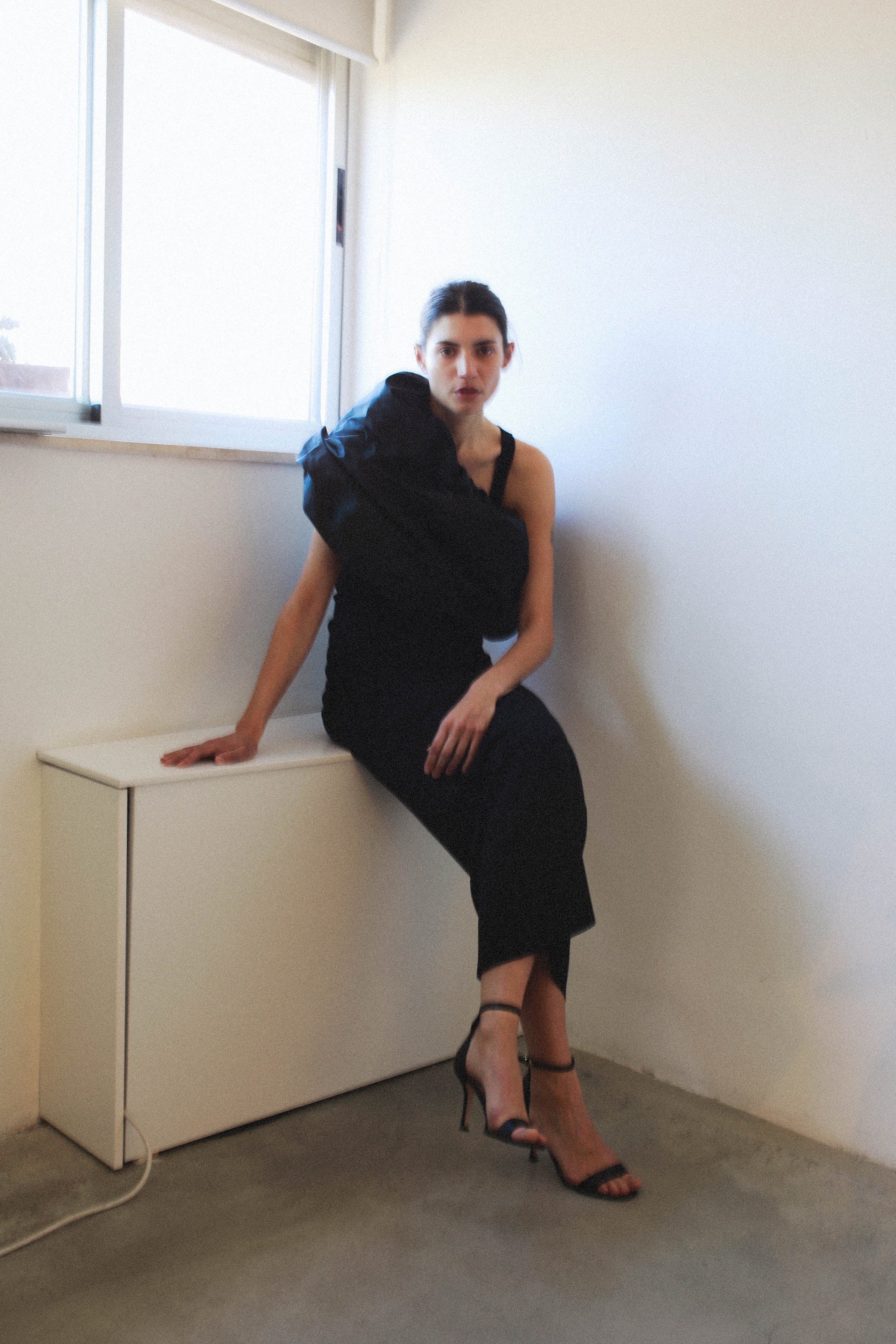 FITTED DRESS WITH SQUARE NECKLINE and black taffeta piece