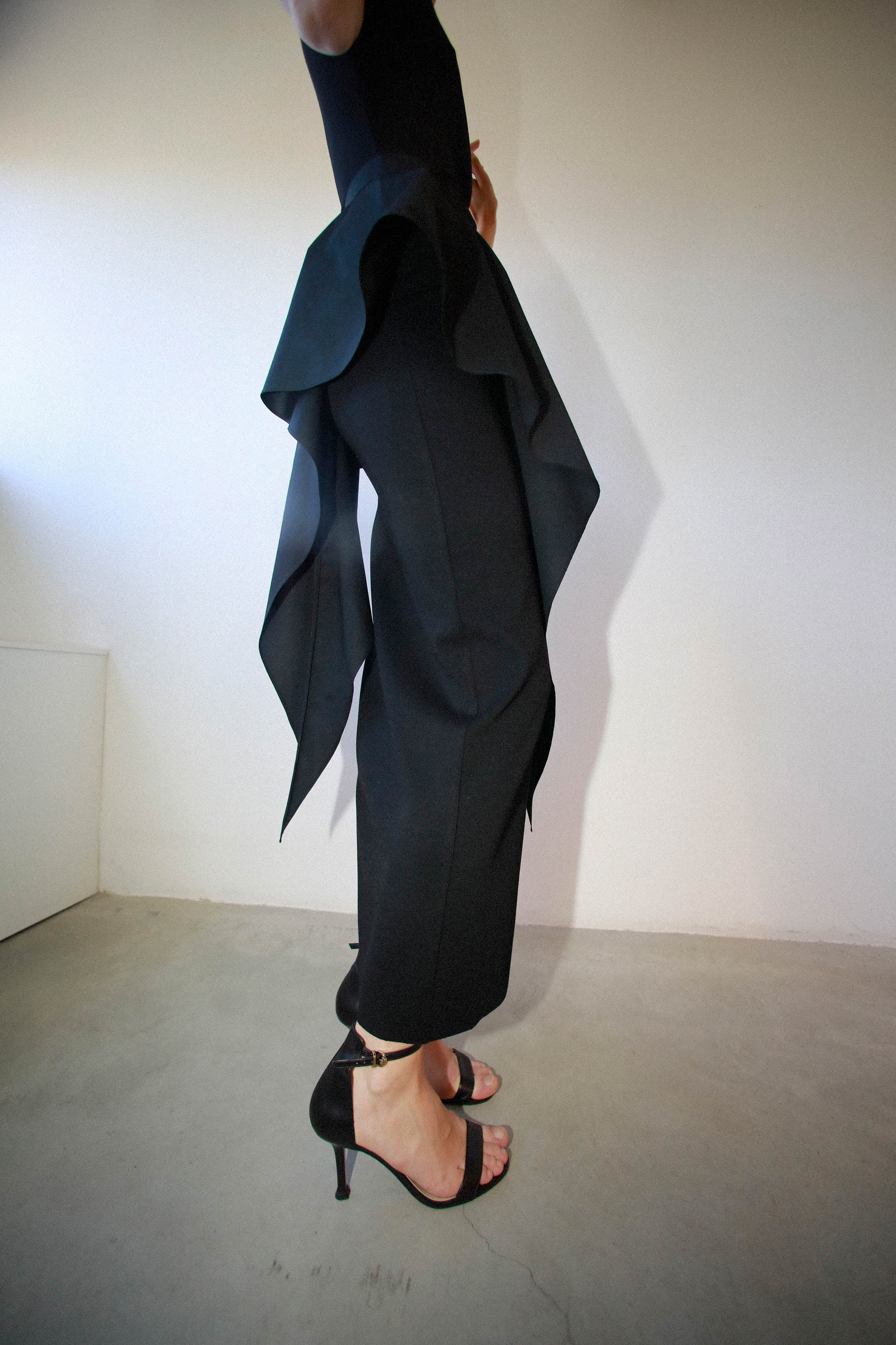 PEPLUM TRIANGLE