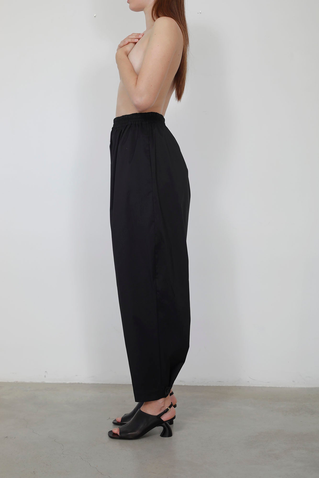 PANTALON GLOBO CON CINTURA ELASTICA