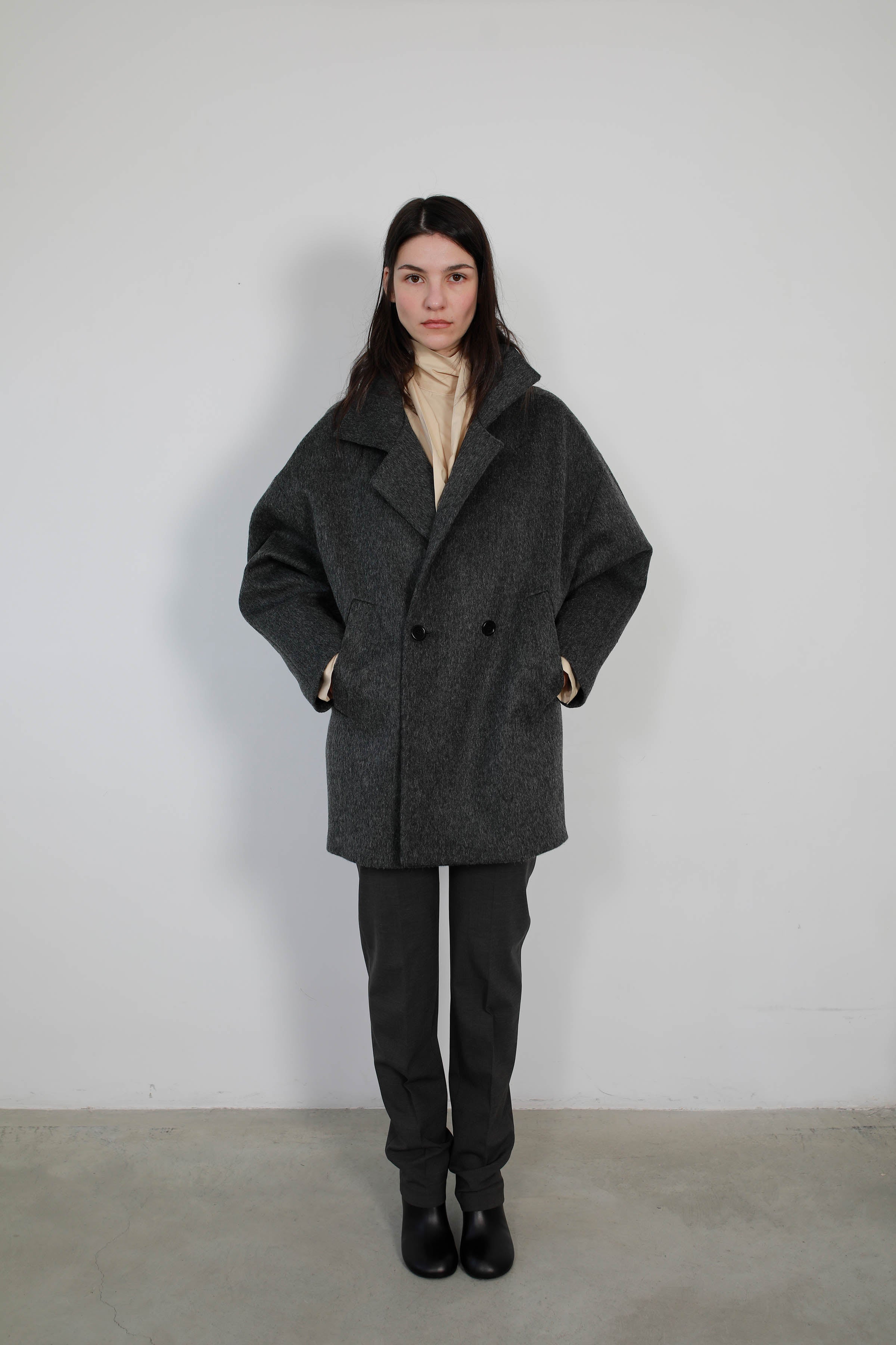 CHAQUETÓN AMPLIO LANA PELO GRIS