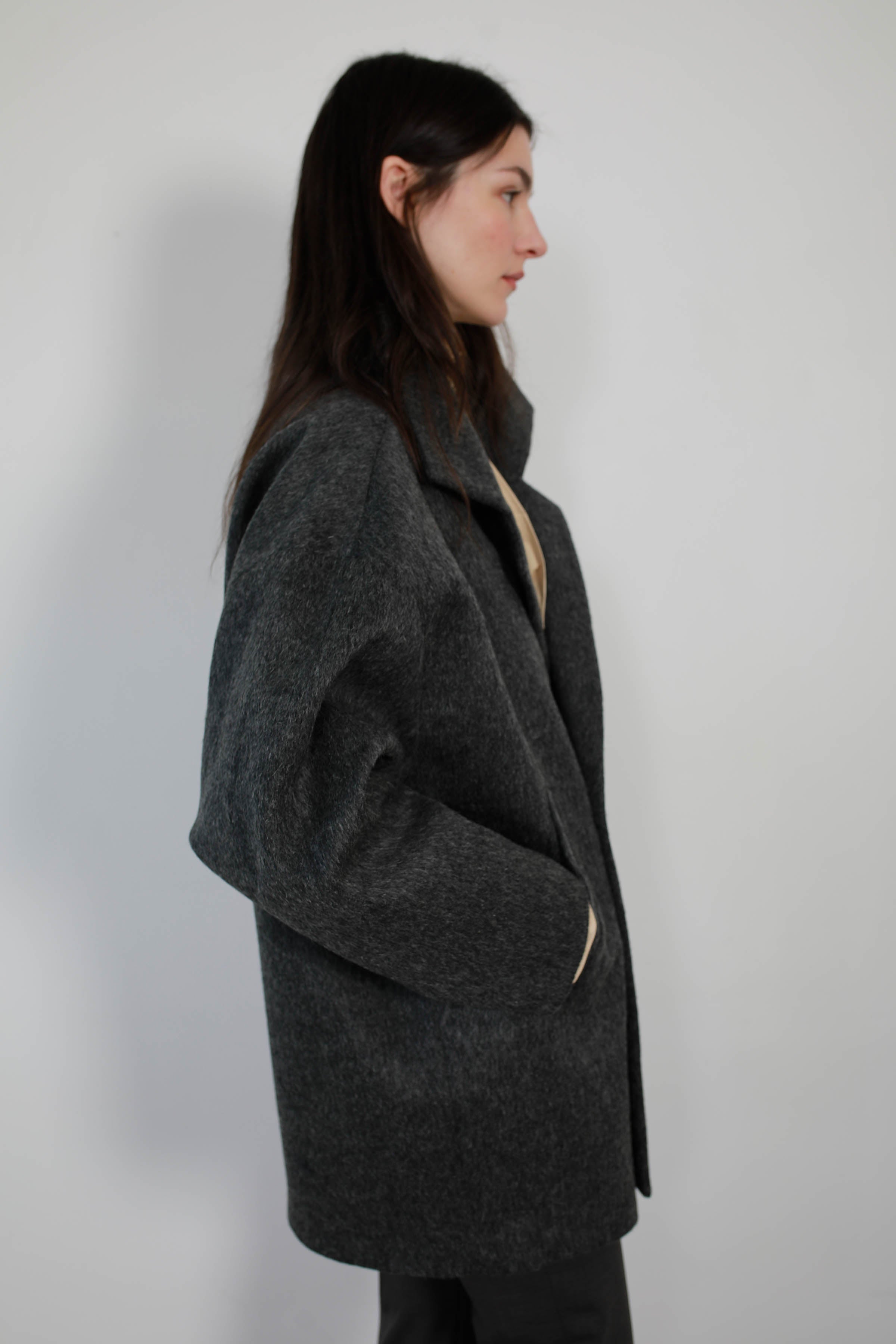 CHAQUETÓN AMPLIO LANA PELO GRIS