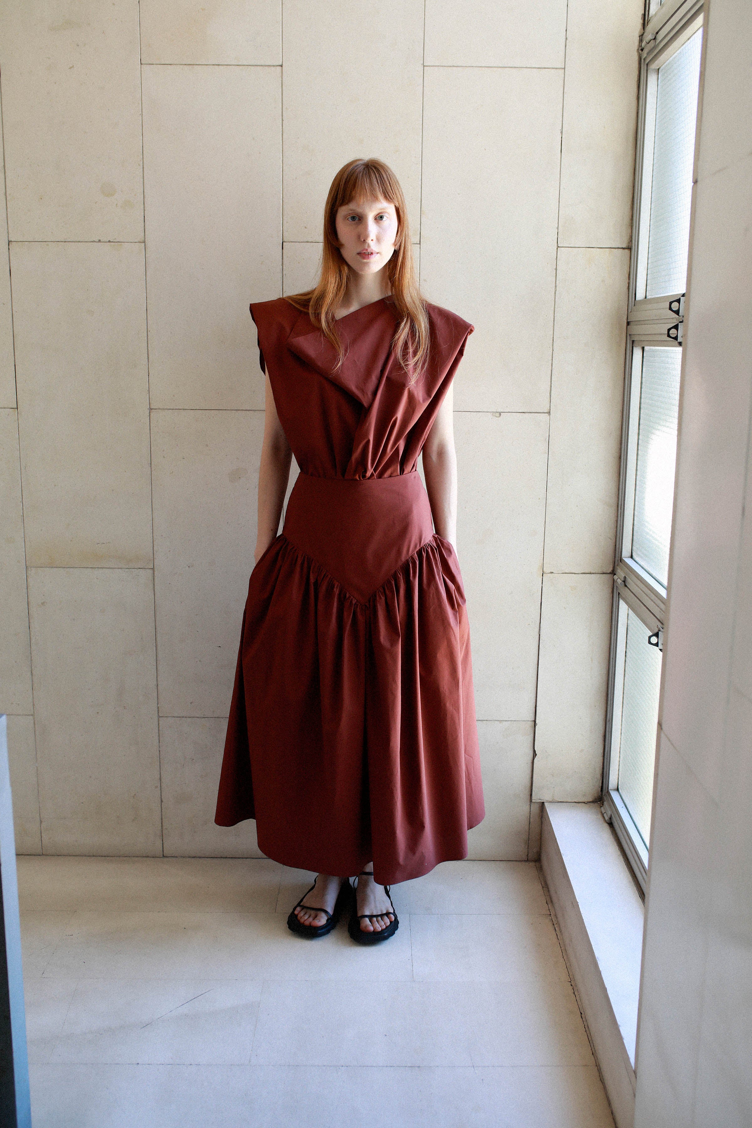 V-NECK YODISED SKIRT