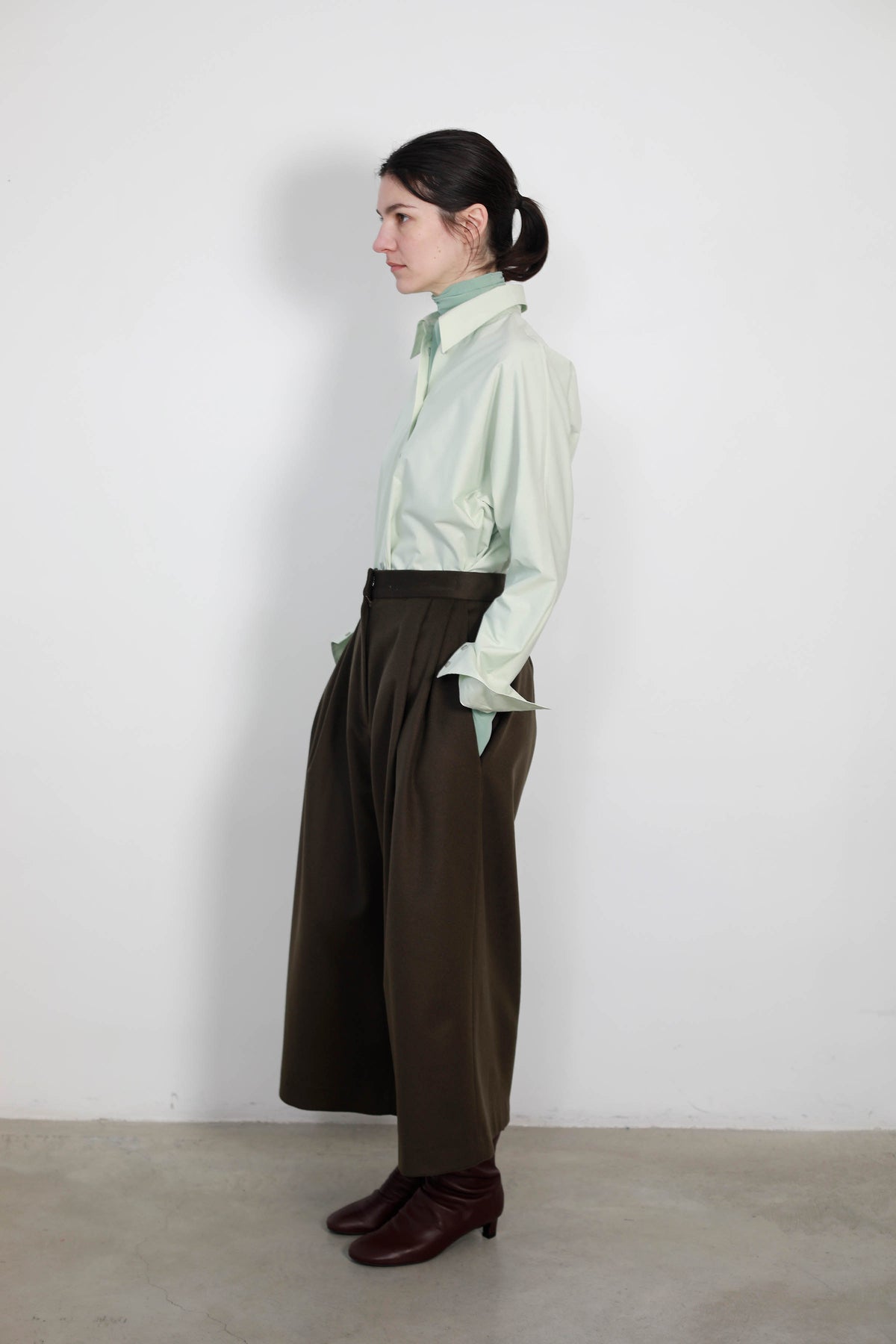 FALDA PANTALON AMPLIA CON PINZAS