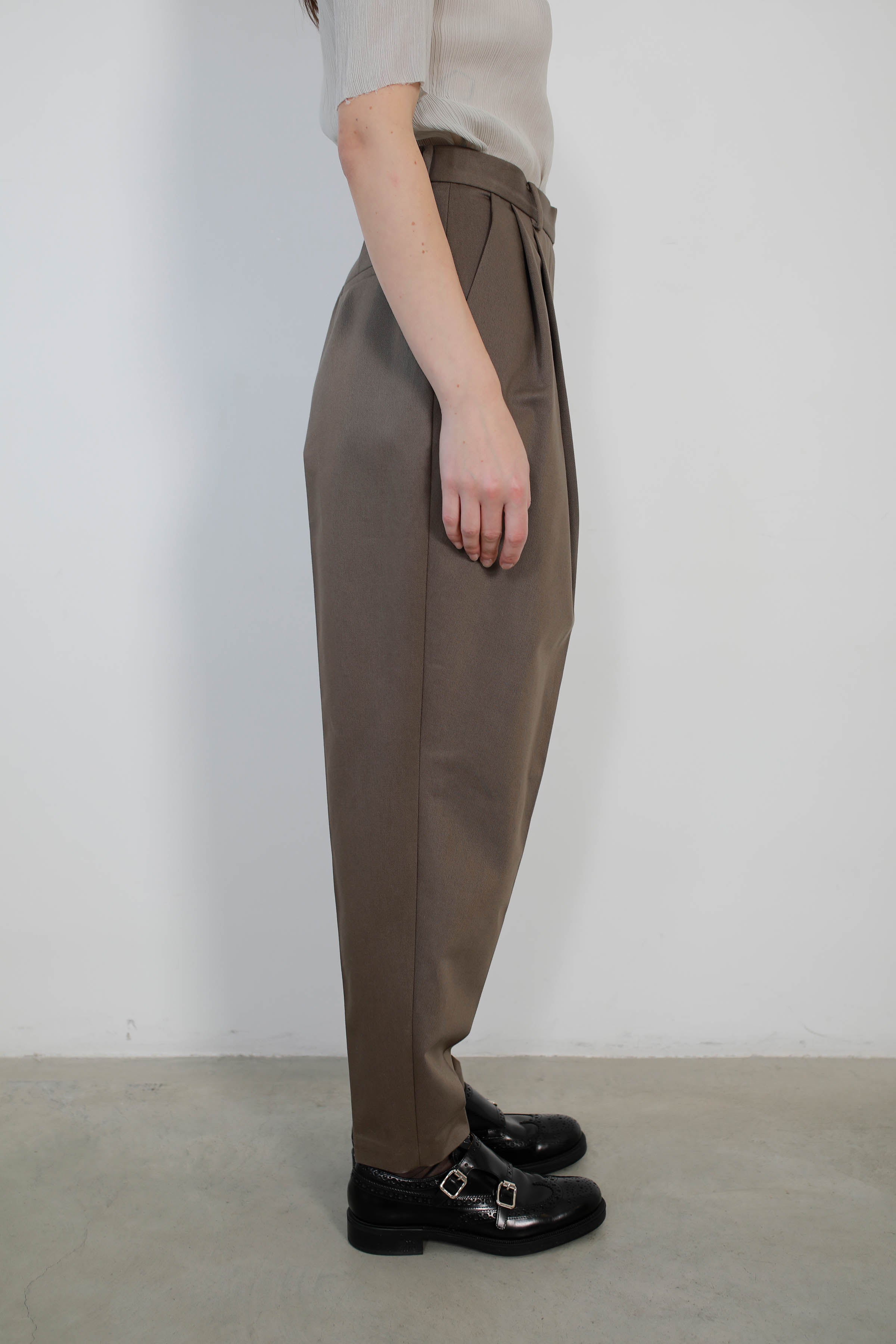 HIGH-WAISTED LANA STONE PANTS