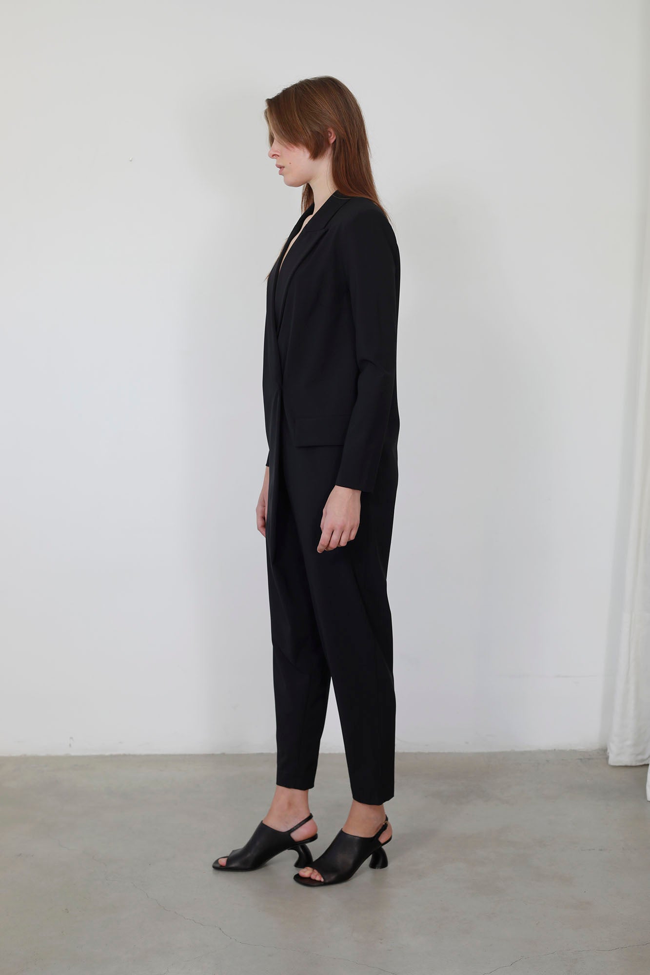 SMOKING JUMPSUIT IN ULTRALIGHT WOOL