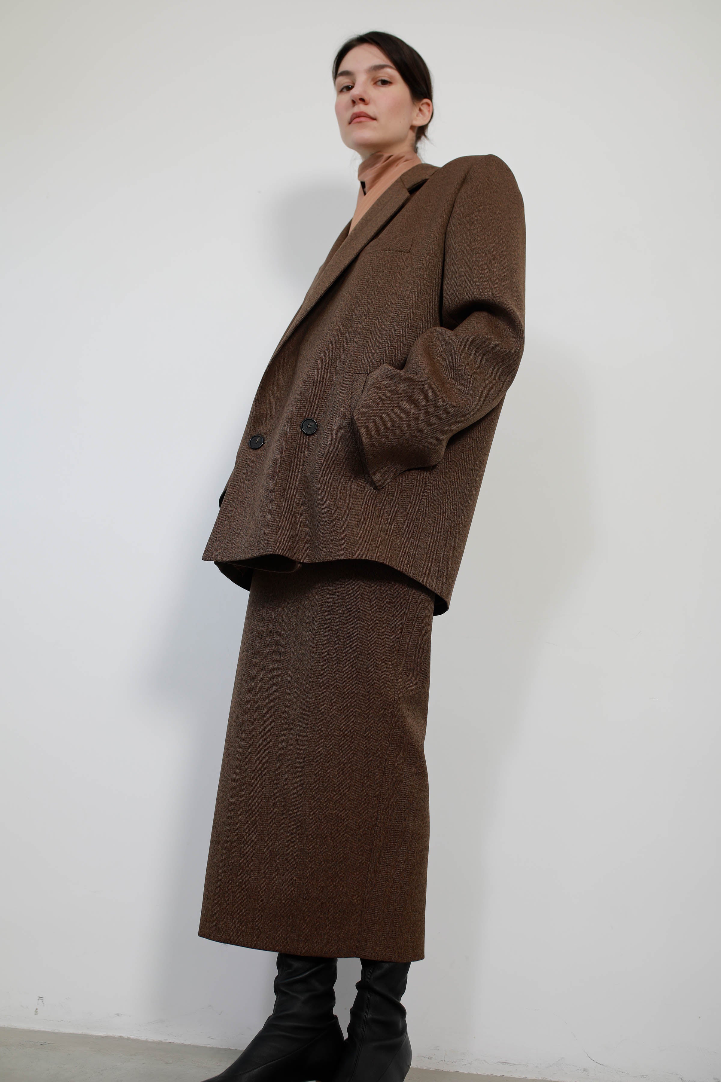 CHAQUETA SASTRE OVERSIZE EN ESPIGA BROWN