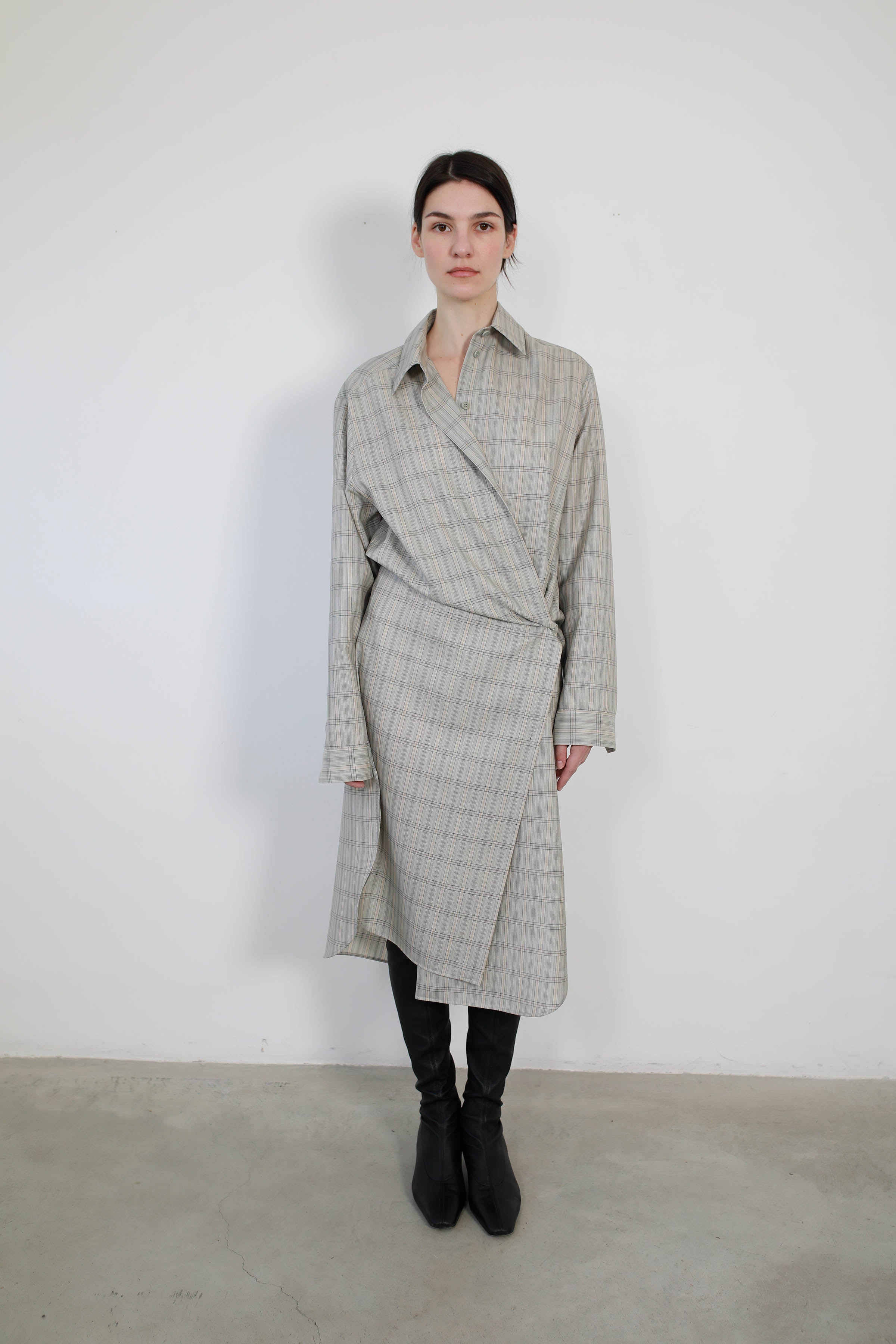 VESTIDO CAMISERO VERSÁTIL CON  MULTIPOSICIÓN