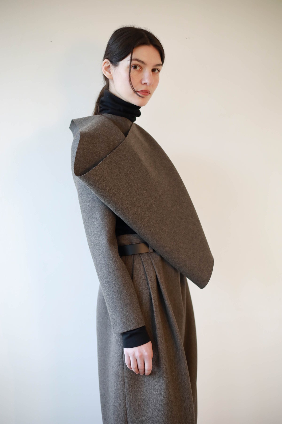 CHAQUETA PEQUEÑA ENVOLVENTE AL CORTE IRELAND