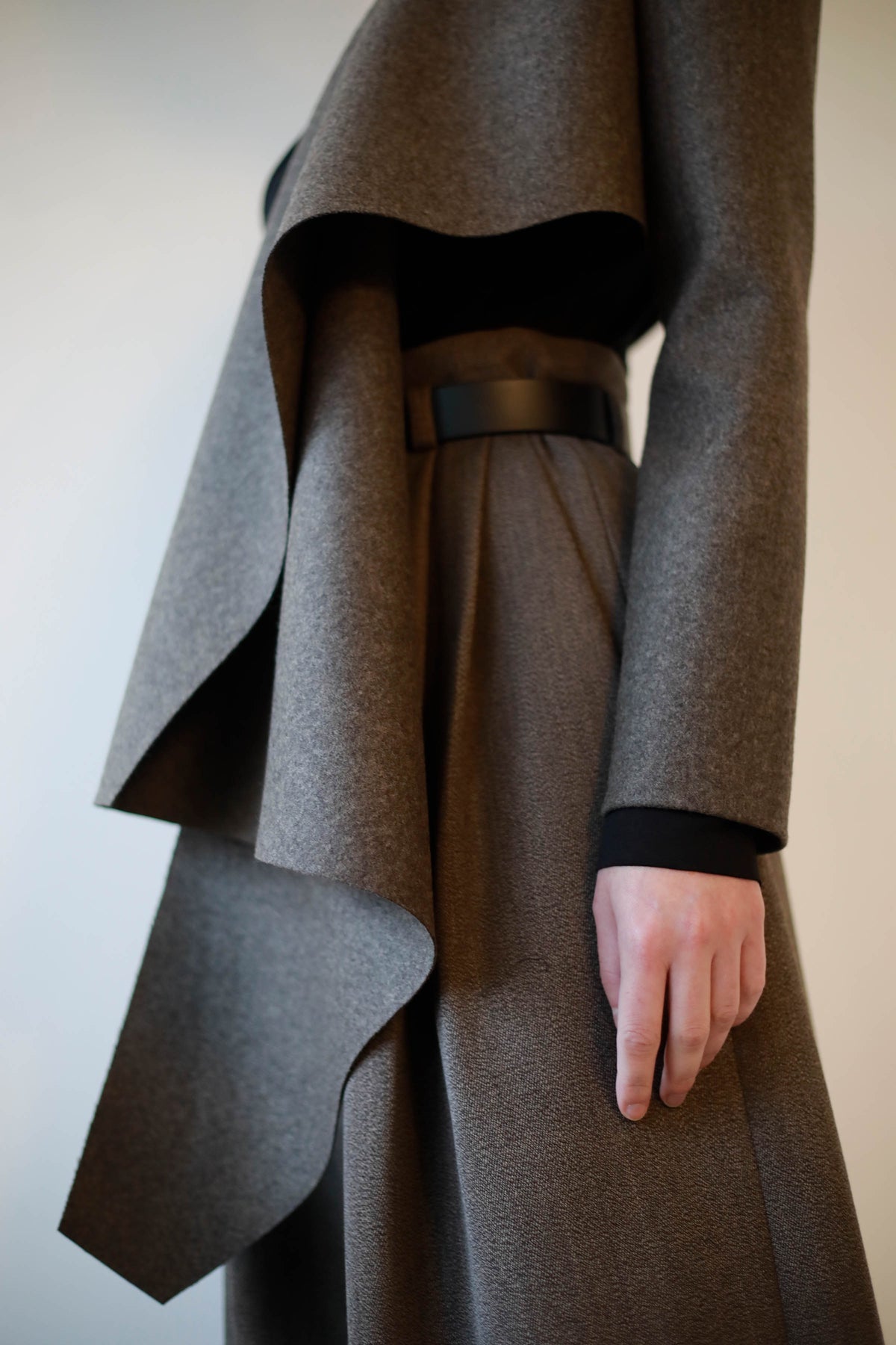 CHAQUETA PEQUEÑA ENVOLVENTE AL CORTE IRELAND