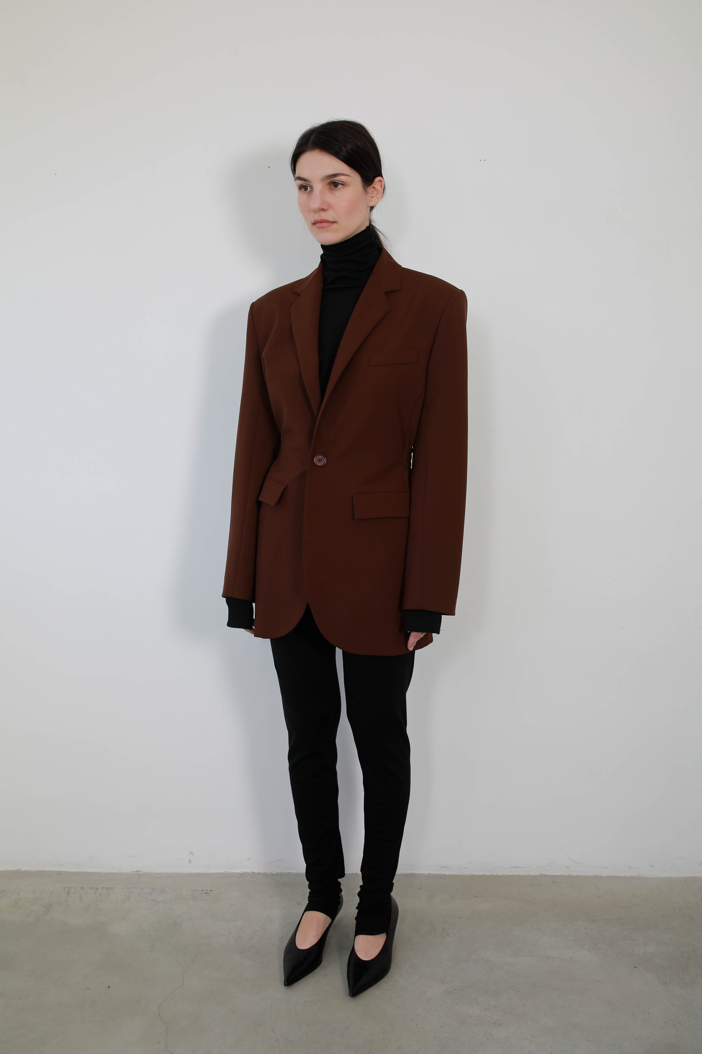 CHAQUETA SASTRE LANA CON GOMA EN CINTURA