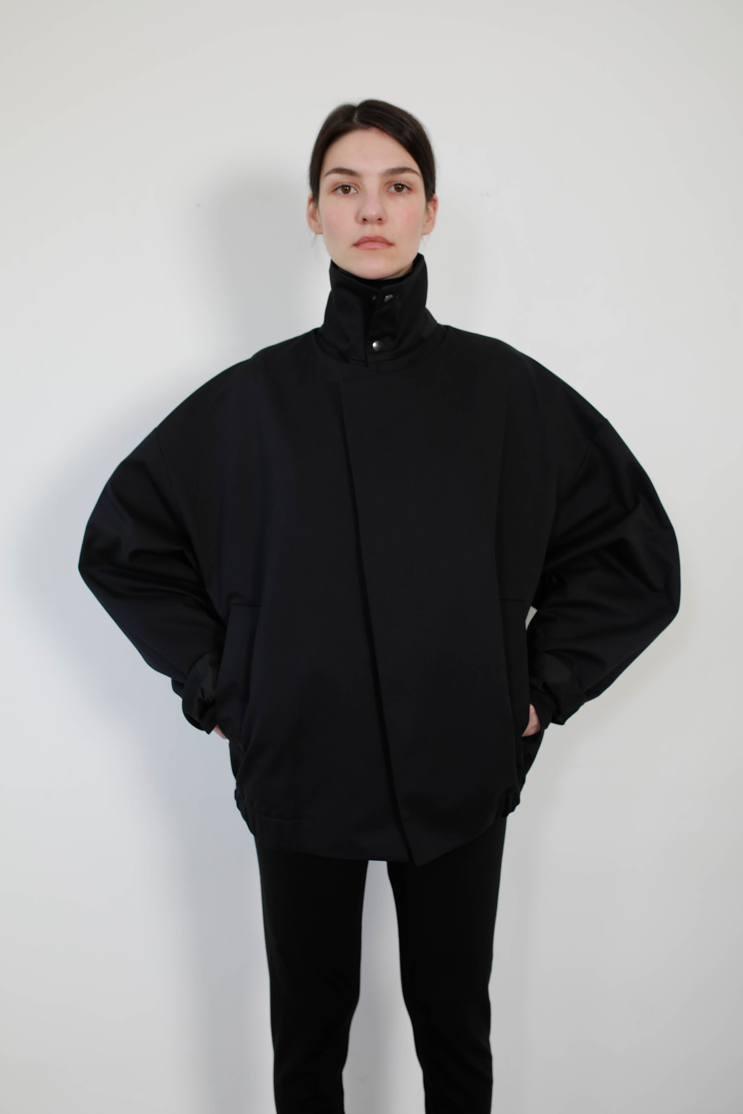 CAZADORA CON CUELLO DESMONTABLE COTTON BLACK