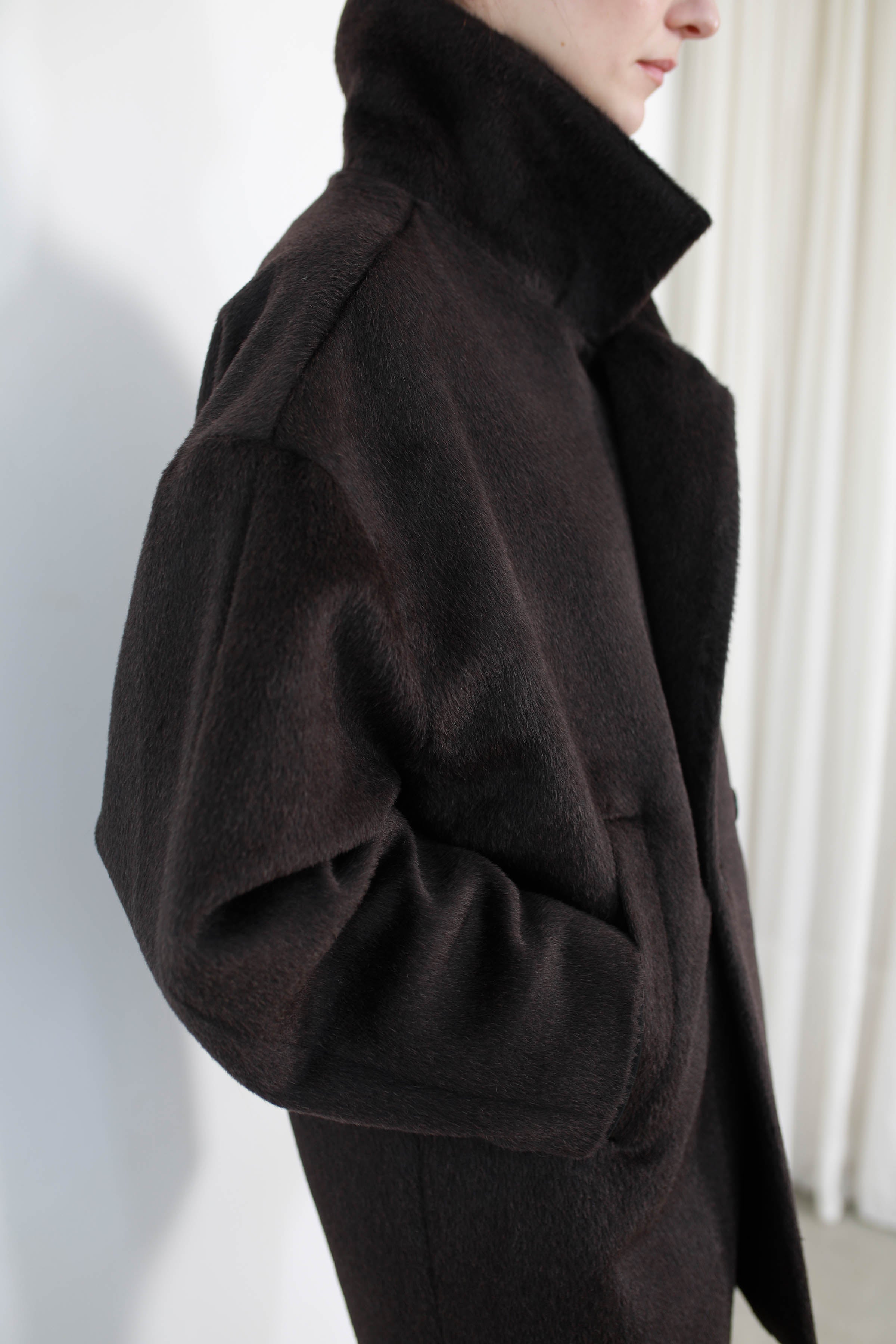 CHAQUETÓN AMPLIO BABY ALPACA DARK BROWN