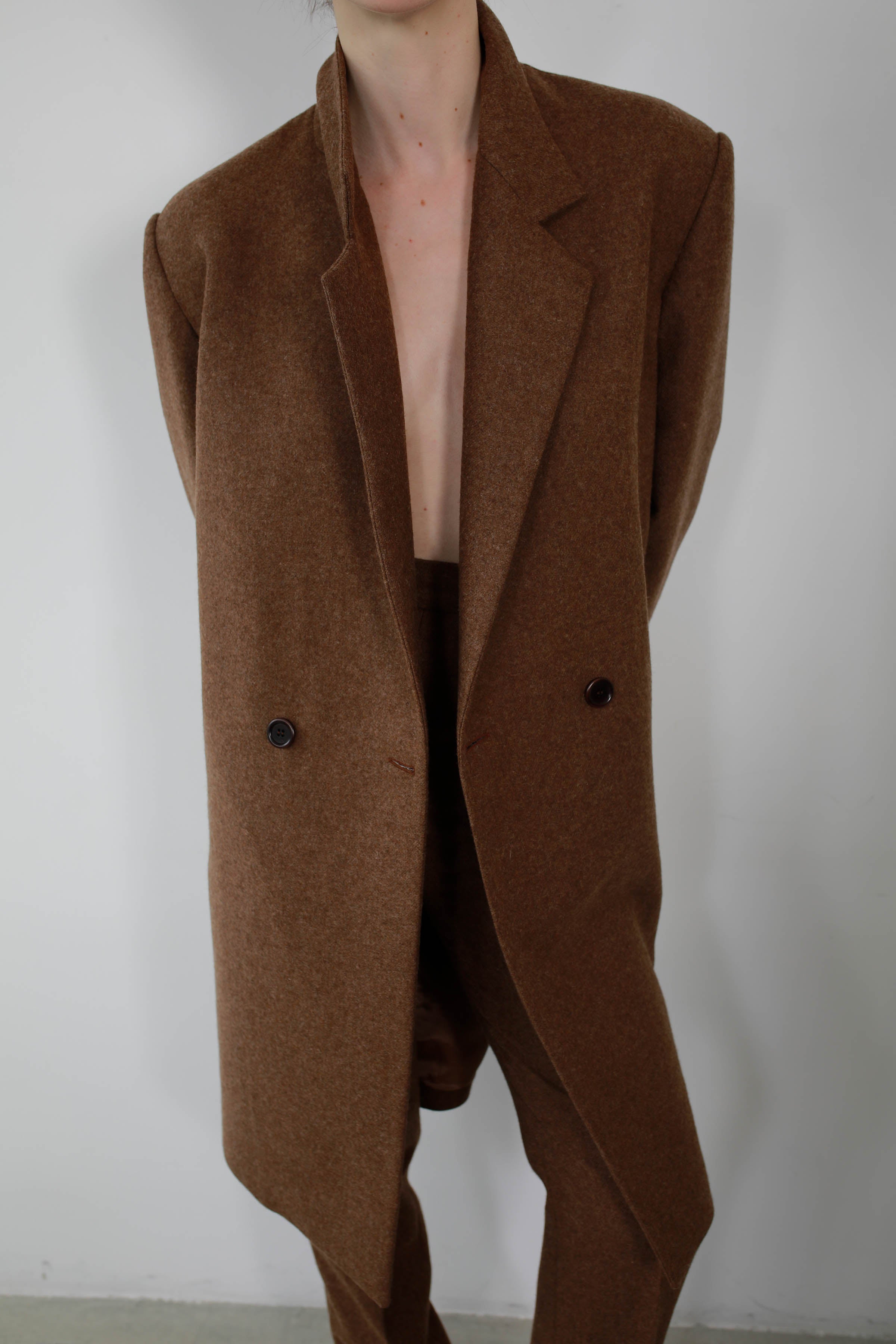 ABRIGO CORTO CRUZADO EN LANA MELANGE