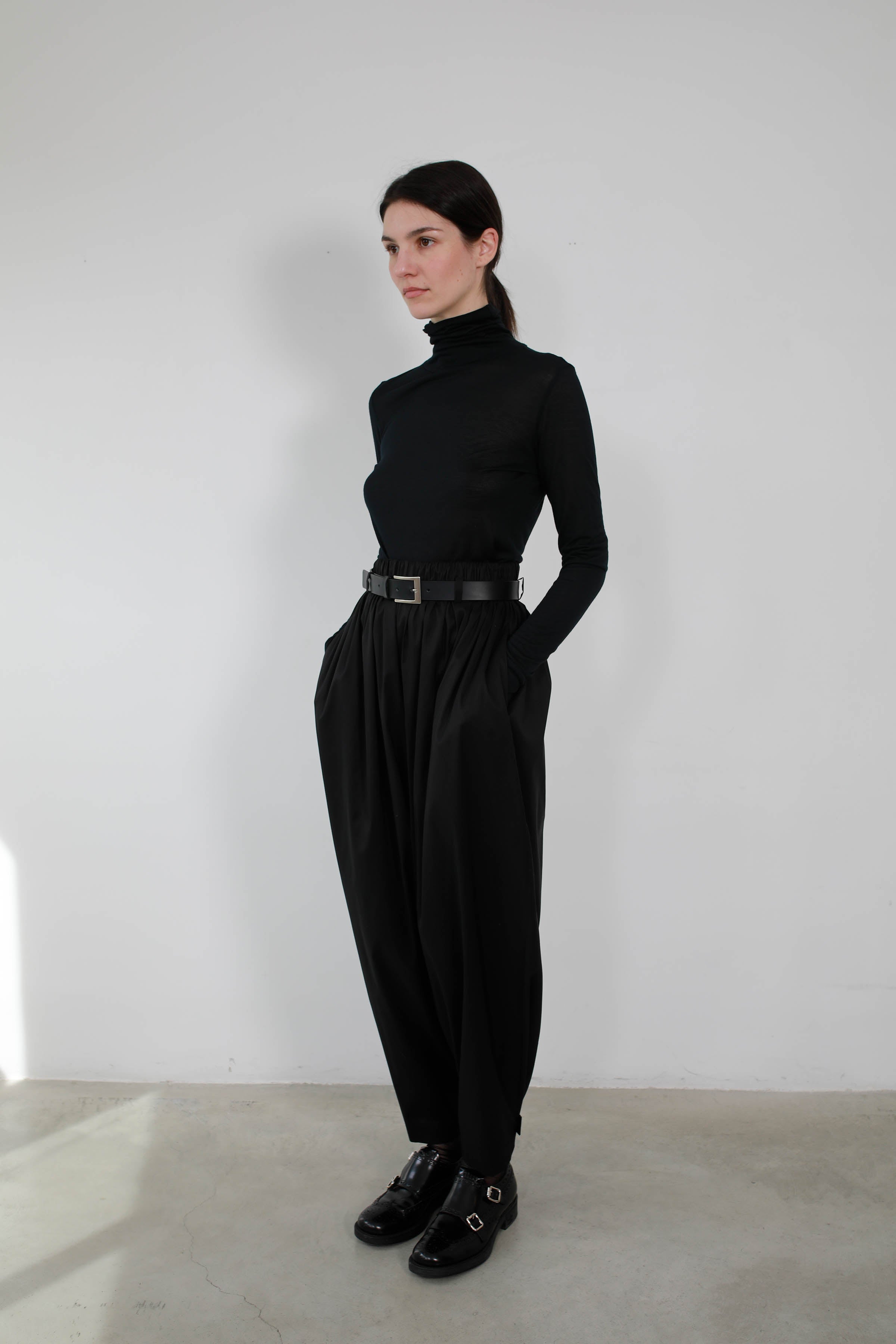 BALLOON PANTS WITH ELASTIC WAIST