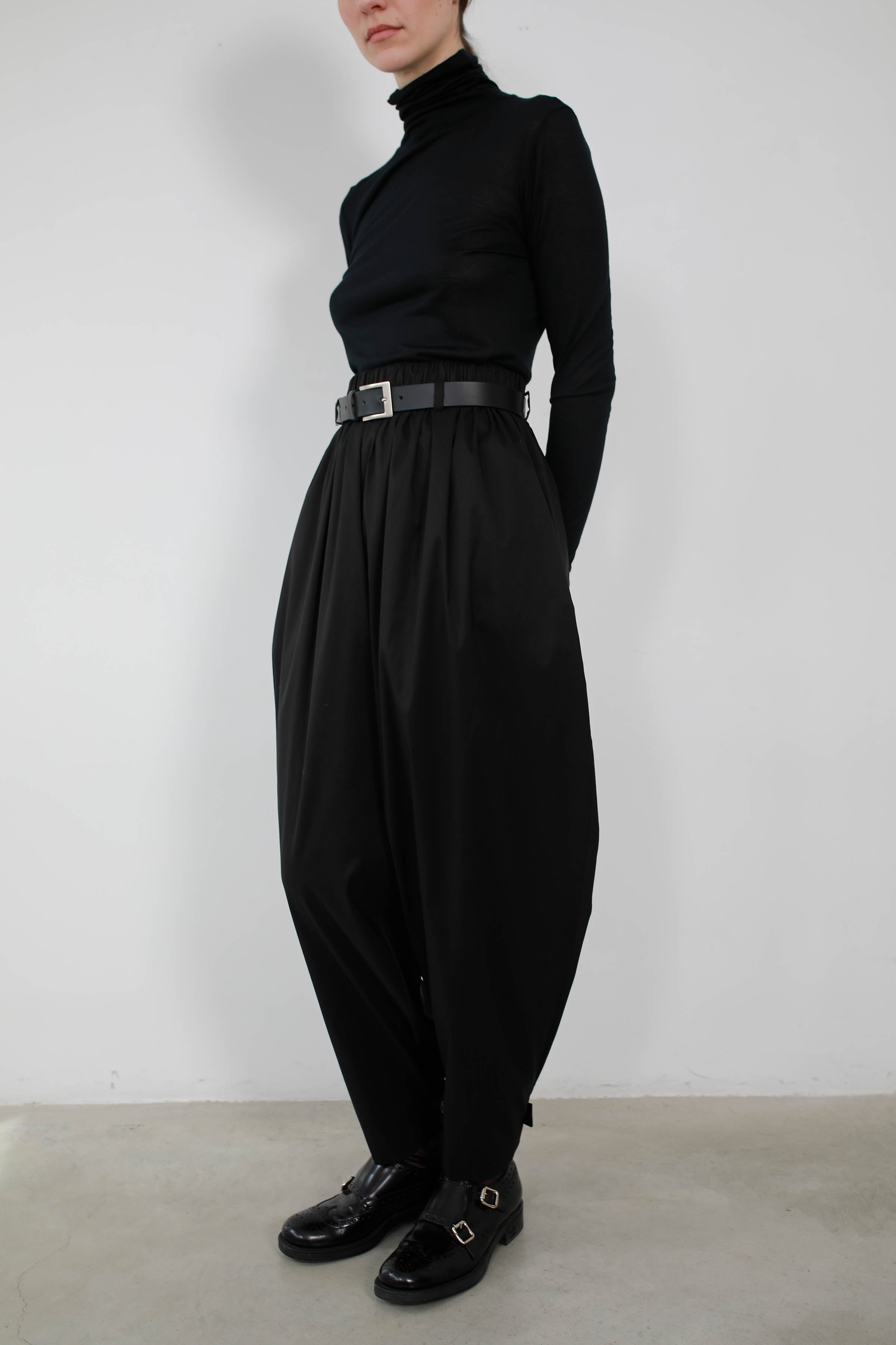 BALLOON PANTS WITH ELASTIC WAIST