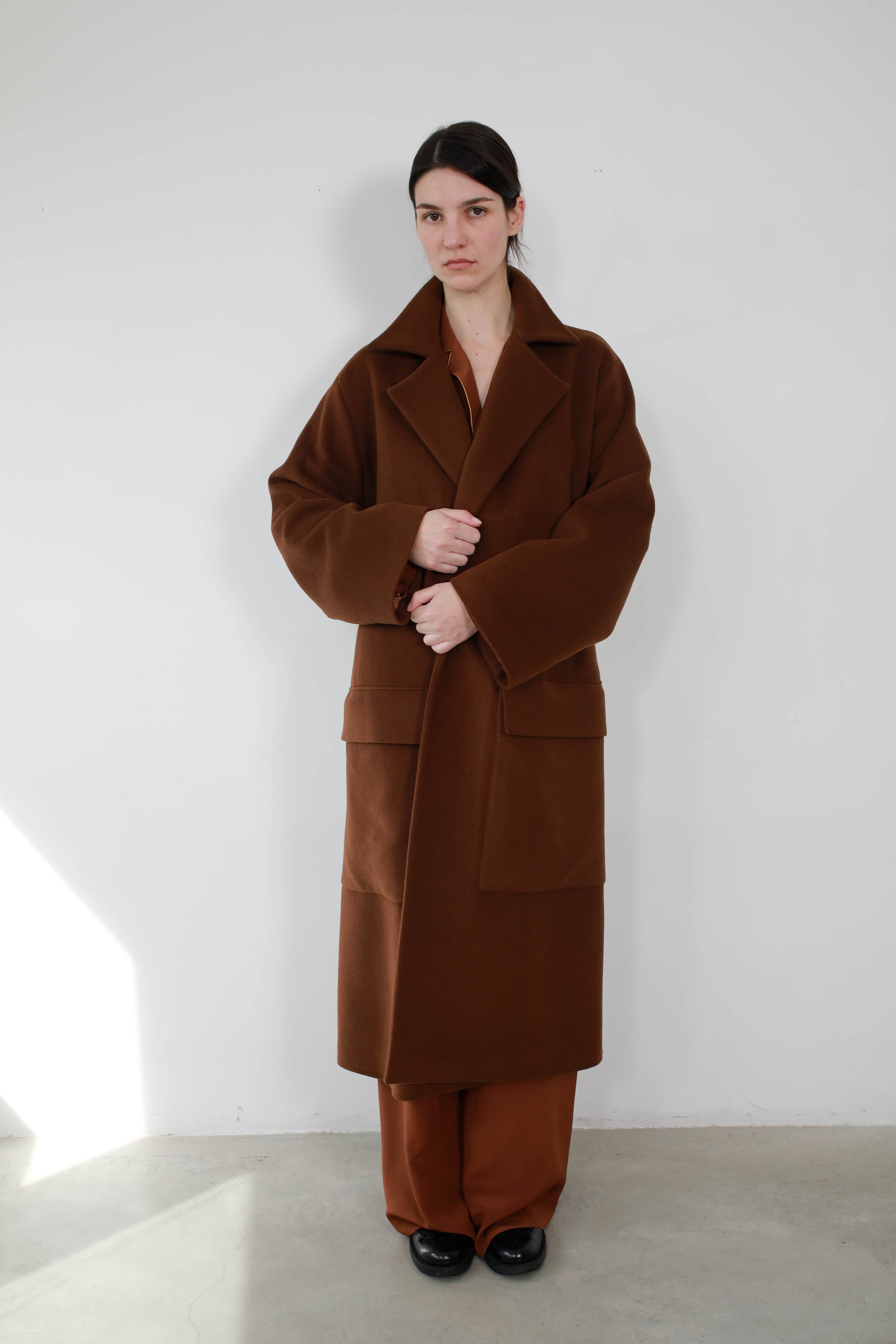 ABRIGO EXTRA BOLSILLOS OVERSIZE