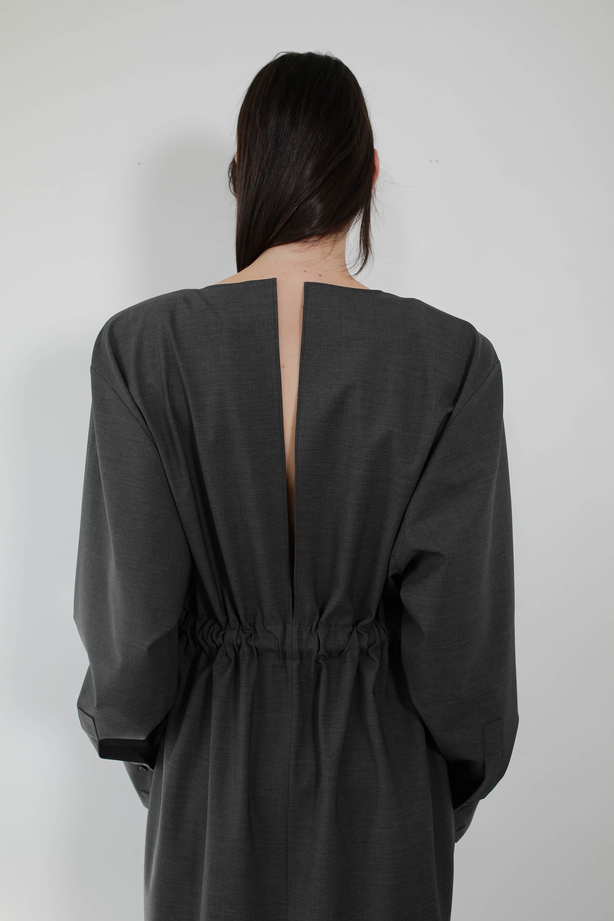 VESTIDO OVERSIZE CON FRUNCE EN CINTURA